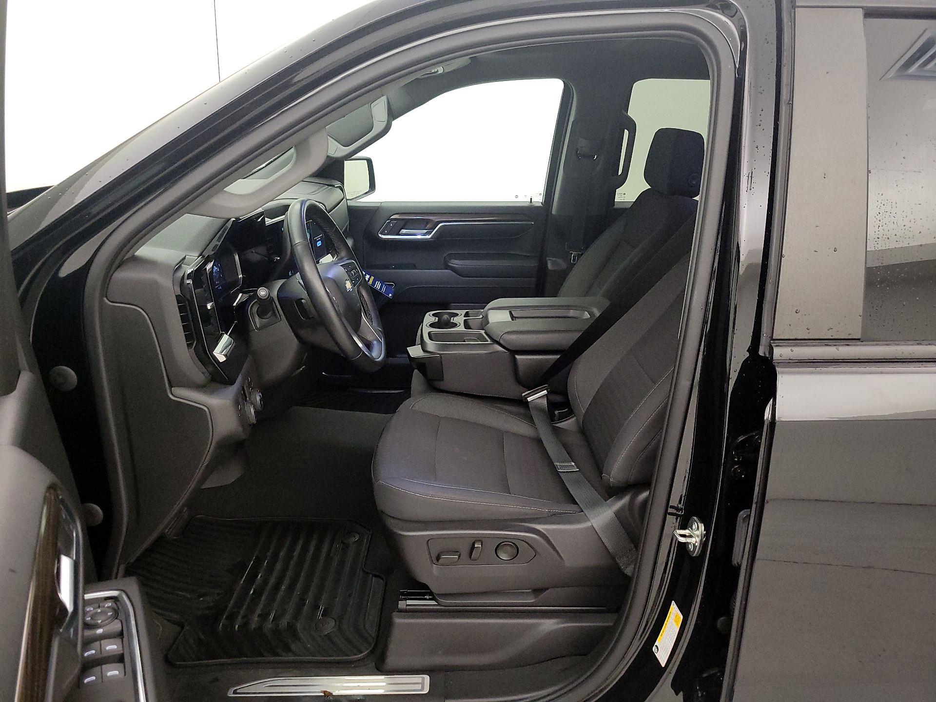 Thumbnail: 2023 Chevrolet Silverado 1500 - 11