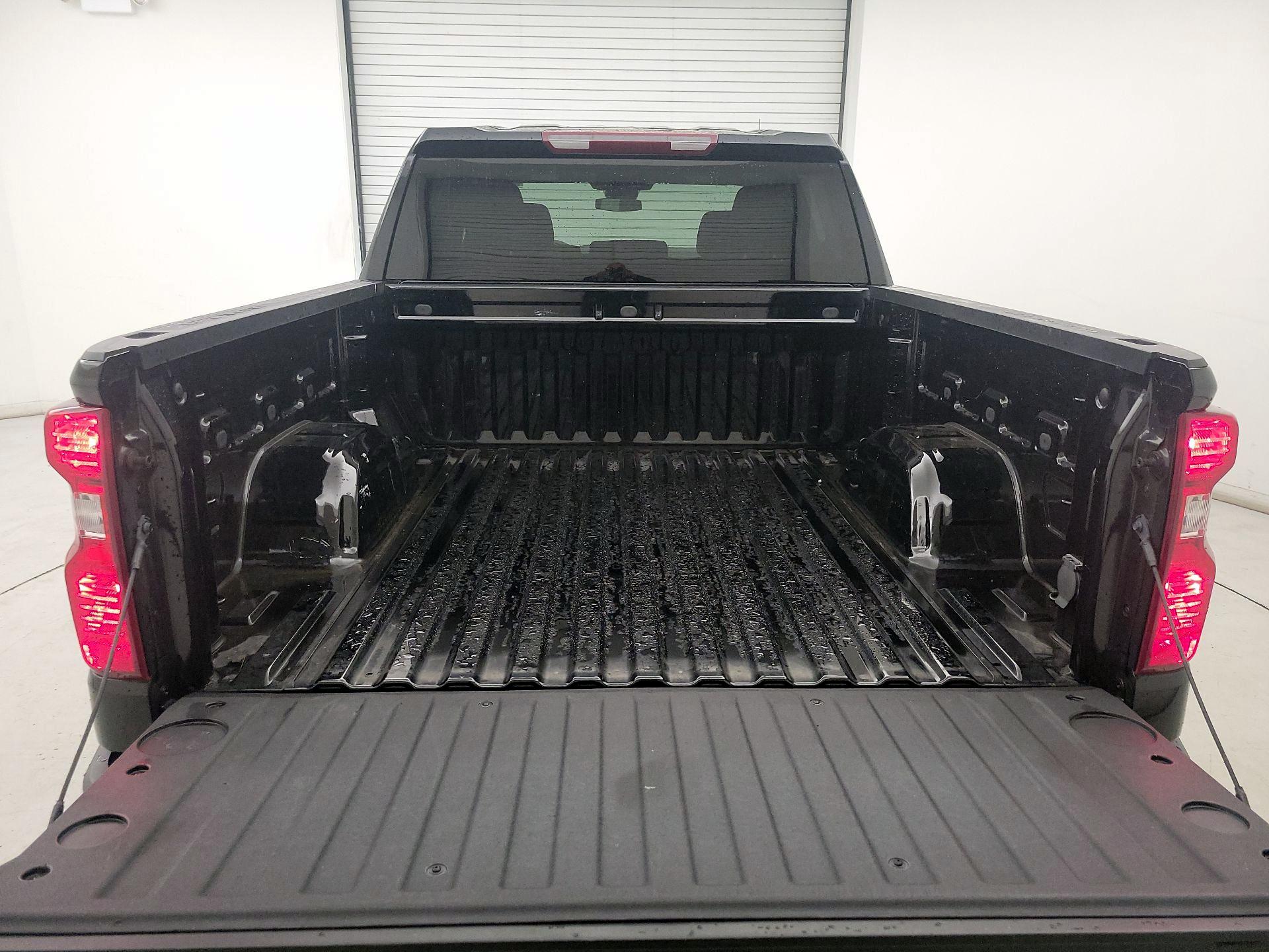 Thumbnail: 2023 Chevrolet Silverado 1500 - 20