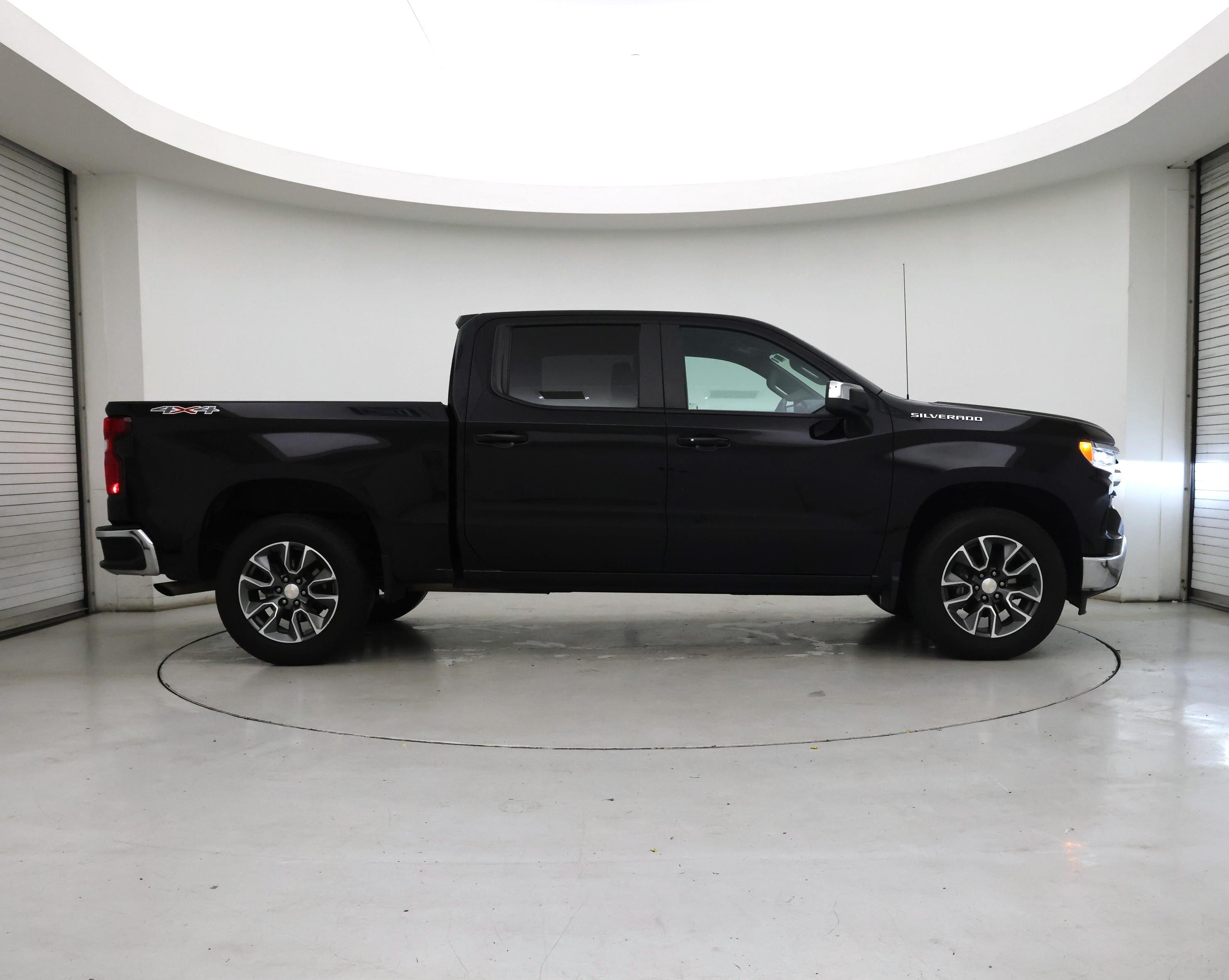 Thumbnail: 2023 Chevrolet Silverado 1500 - 7