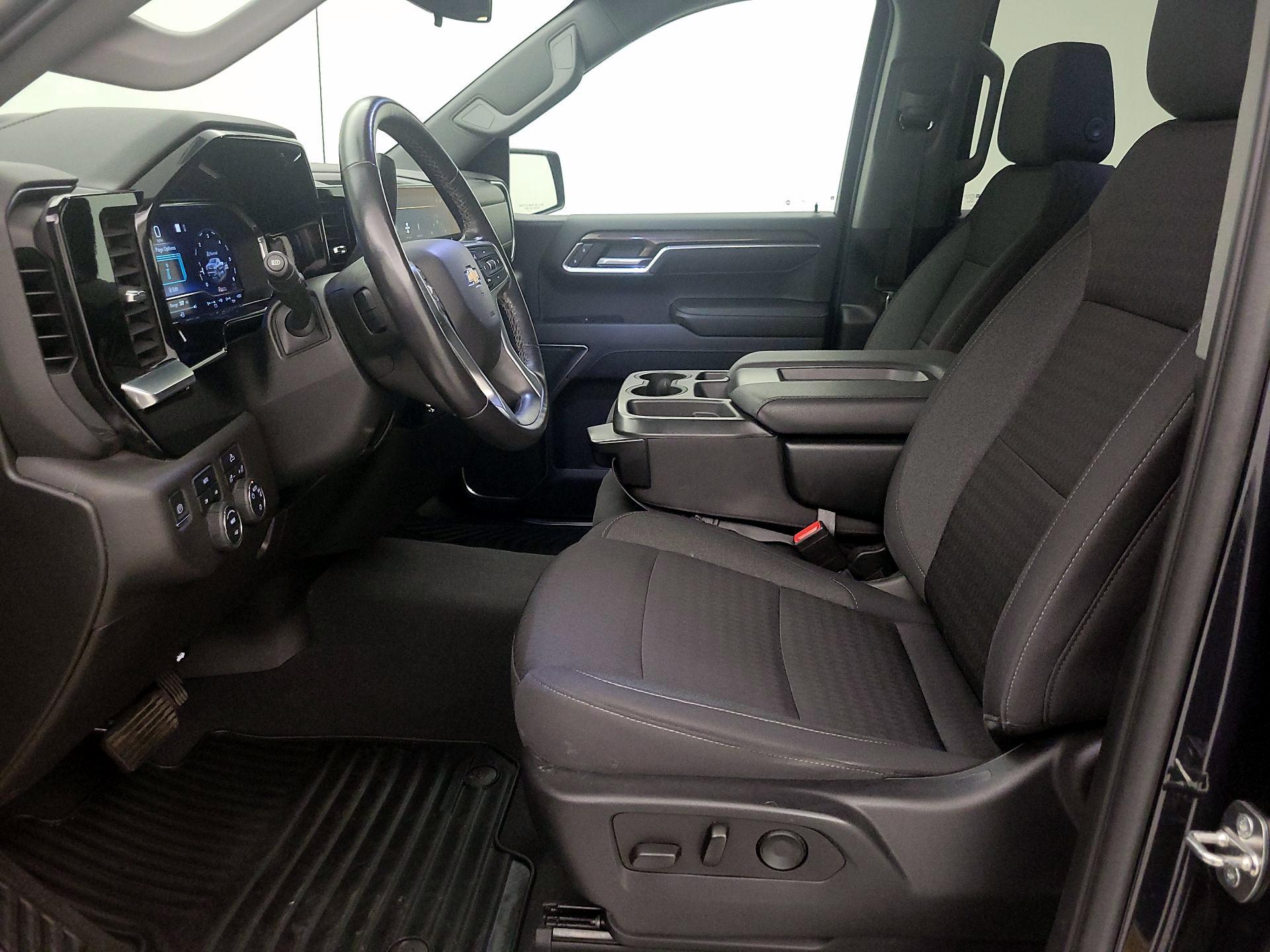 Thumbnail: 2022 Chevrolet Silverado 1500 - 11