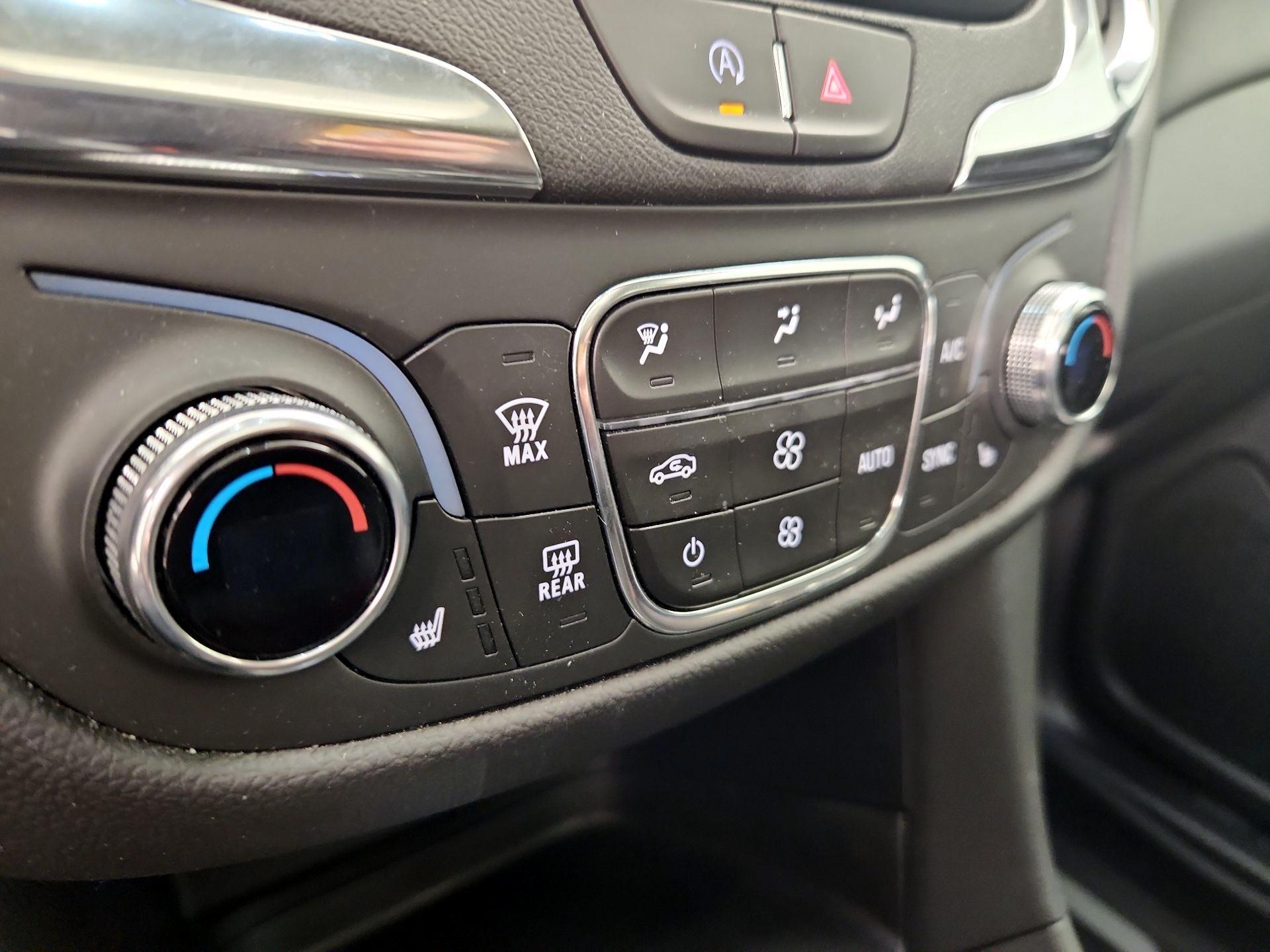 Thumbnail: 2023 Chevrolet Equinox - 17