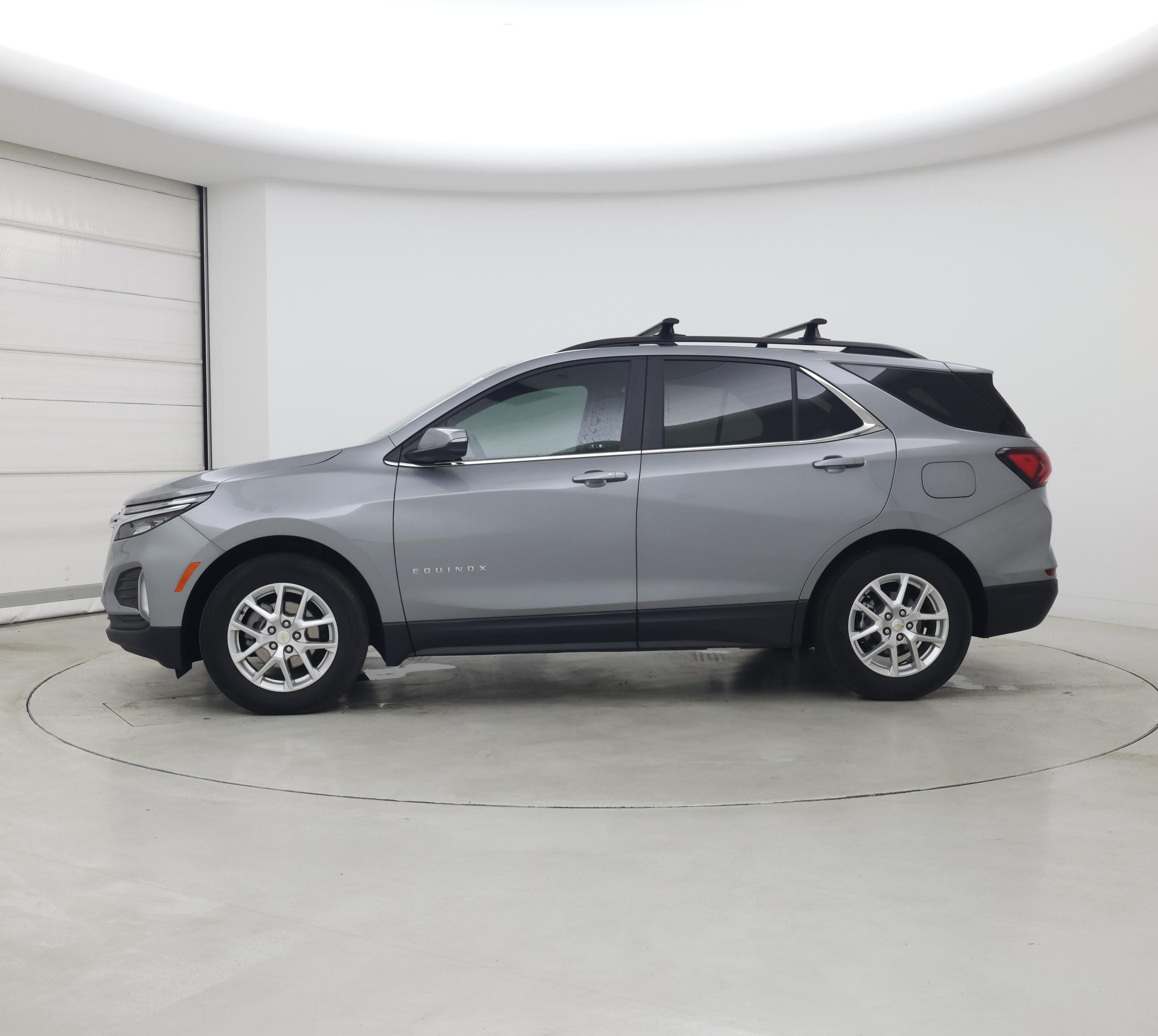 Thumbnail: 2023 Chevrolet Equinox - 3