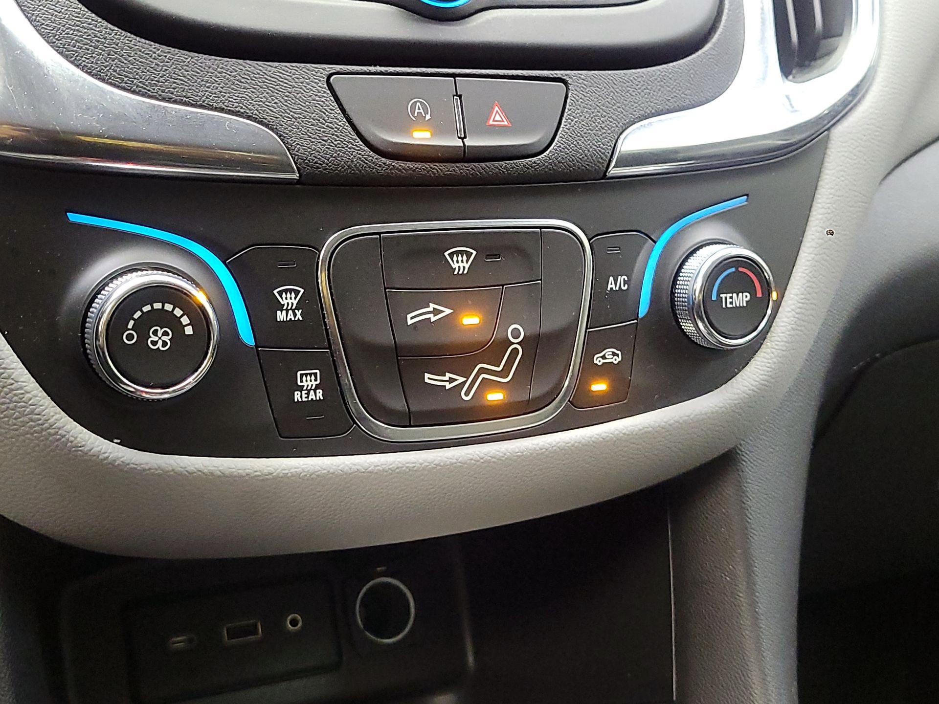 Thumbnail: 2023 Chevrolet Equinox - 16