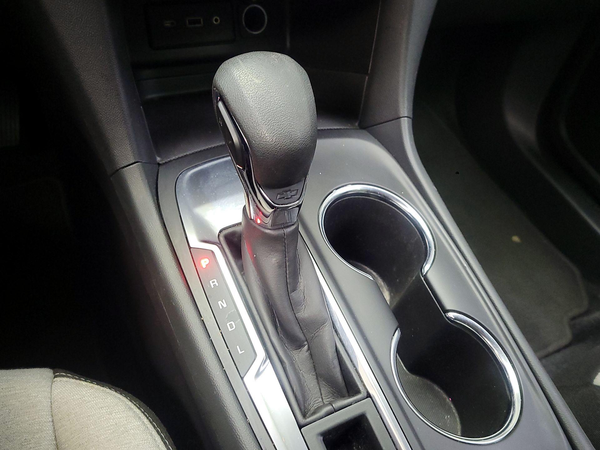 Thumbnail: 2023 Chevrolet Equinox - 17