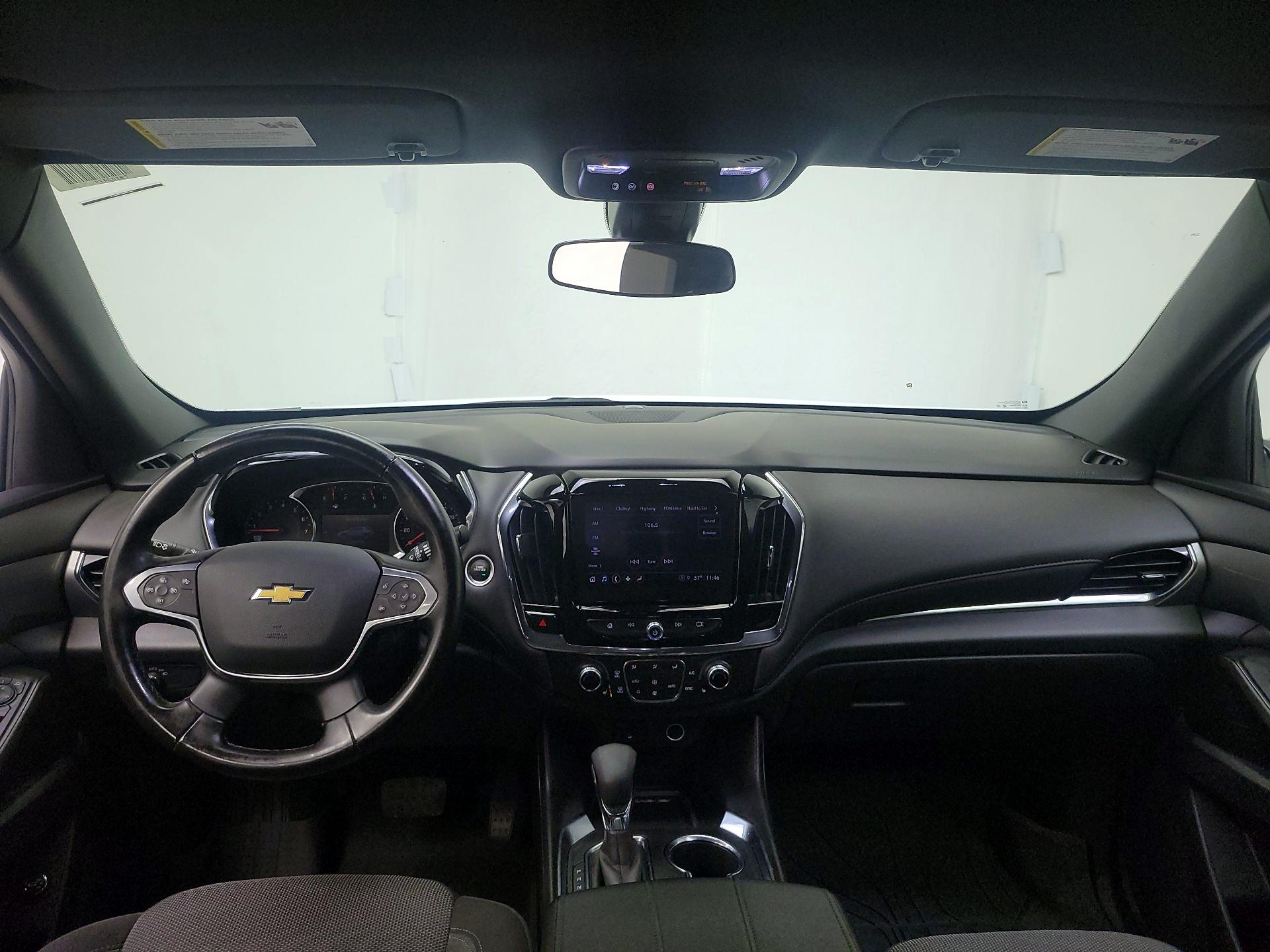 Thumbnail: 2023 Chevrolet Traverse - 9