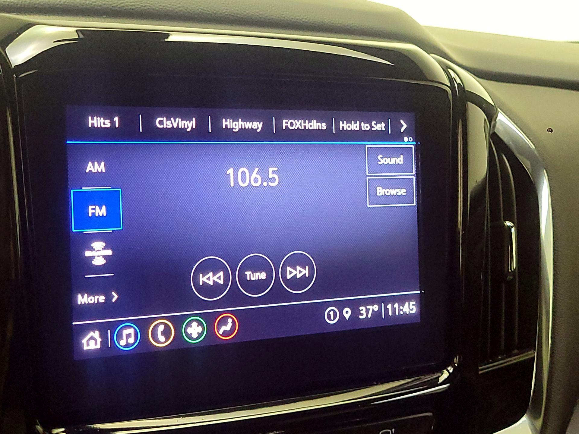 Thumbnail: 2023 Chevrolet Traverse - 15