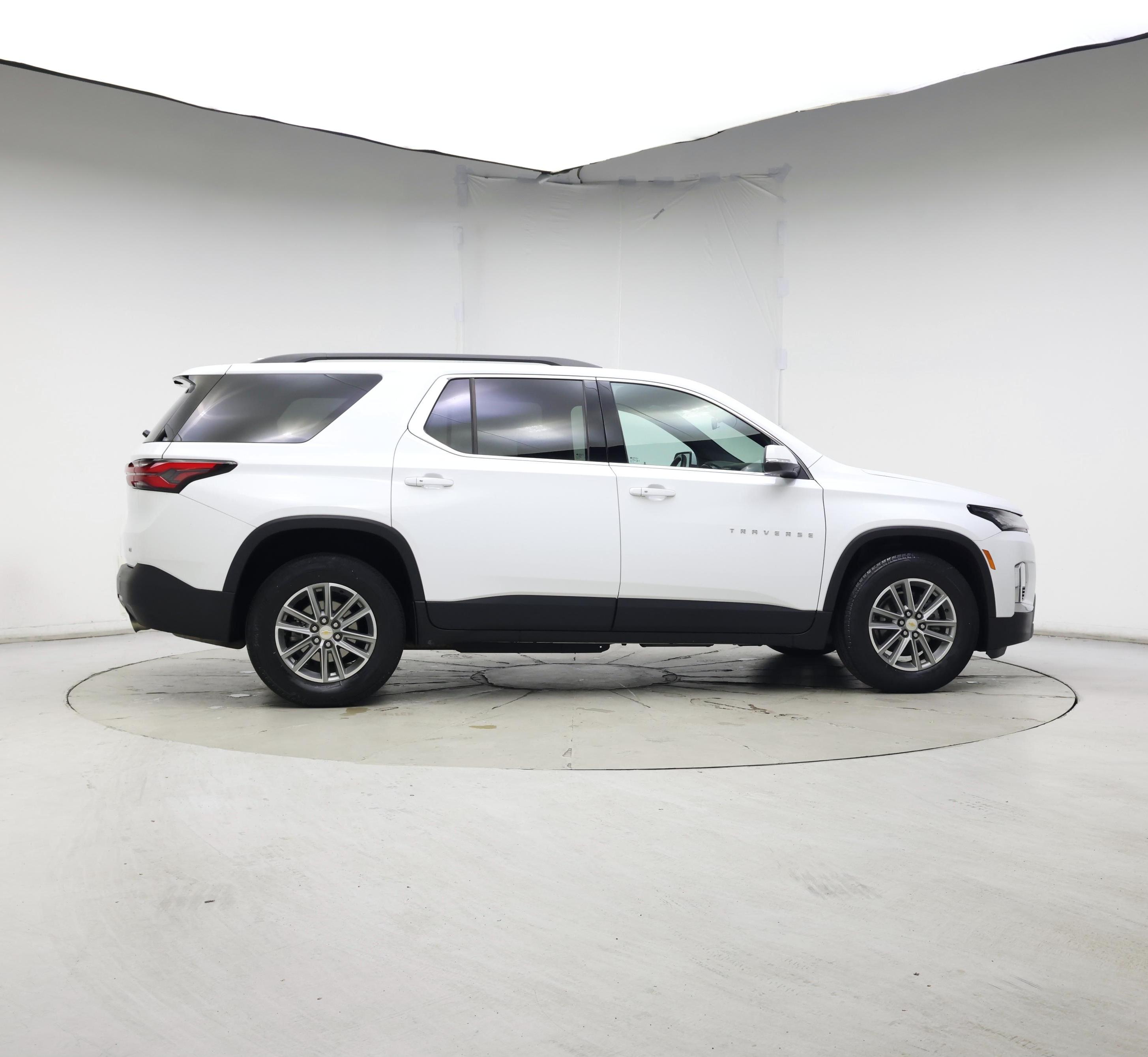 Thumbnail: 2023 Chevrolet Traverse - 7