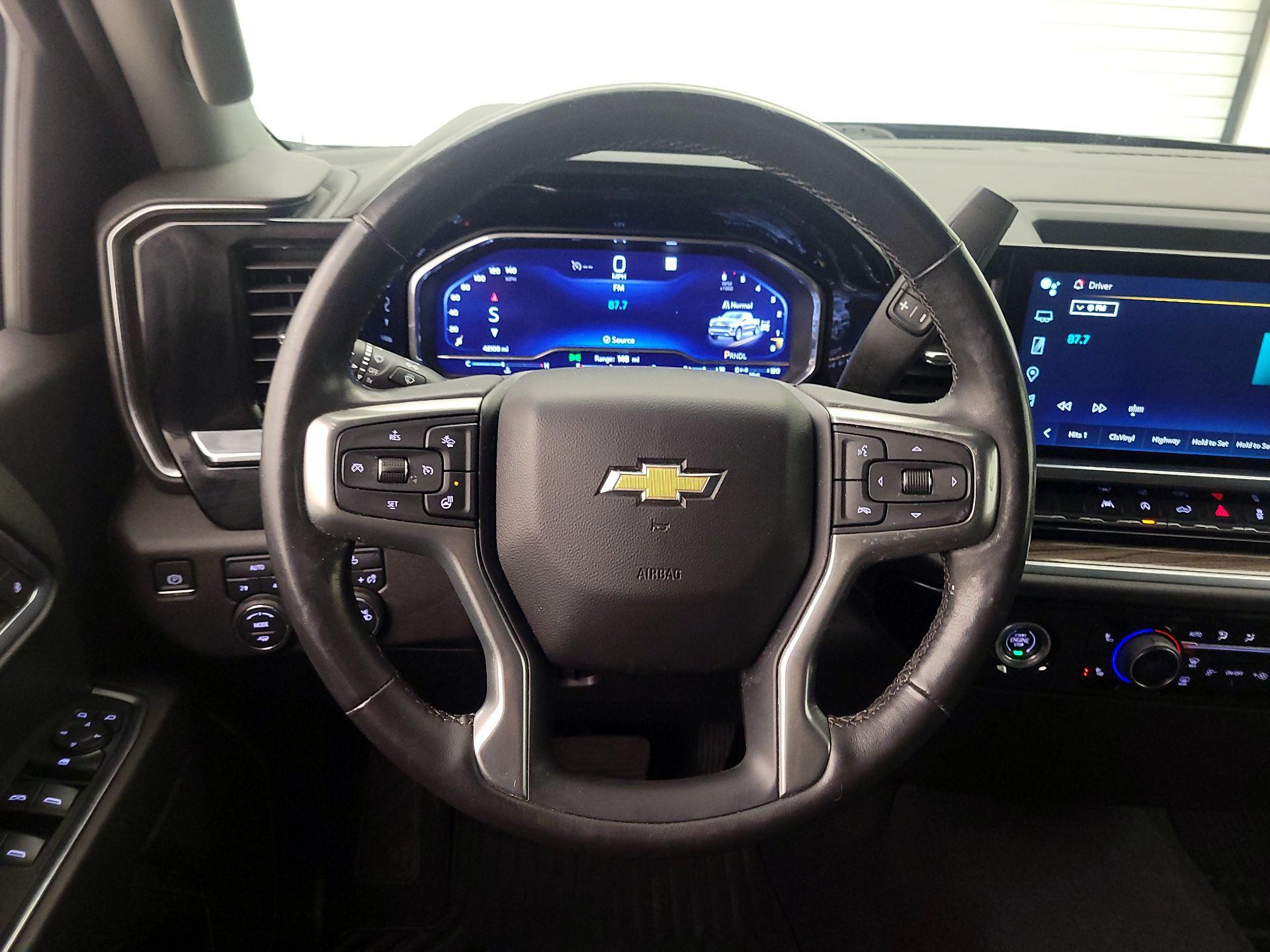 Thumbnail: 2022 Chevrolet Silverado 1500 - 10