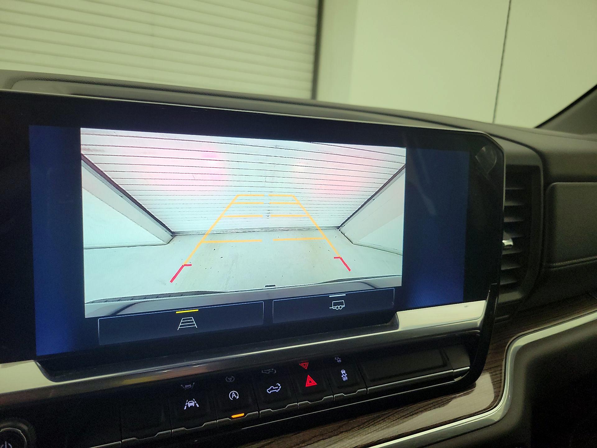 Thumbnail: 2022 Chevrolet Silverado 1500 - 14