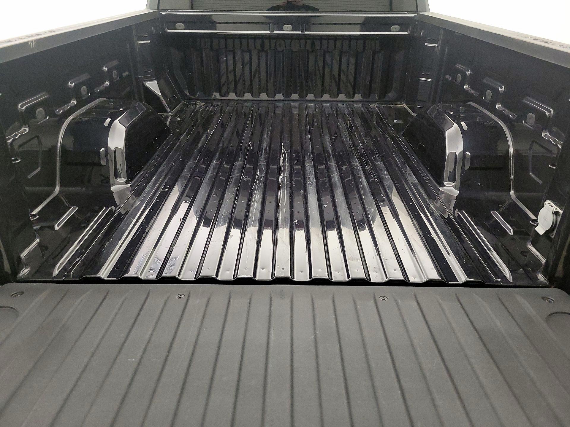 Thumbnail: 2022 Chevrolet Silverado 1500 - 20