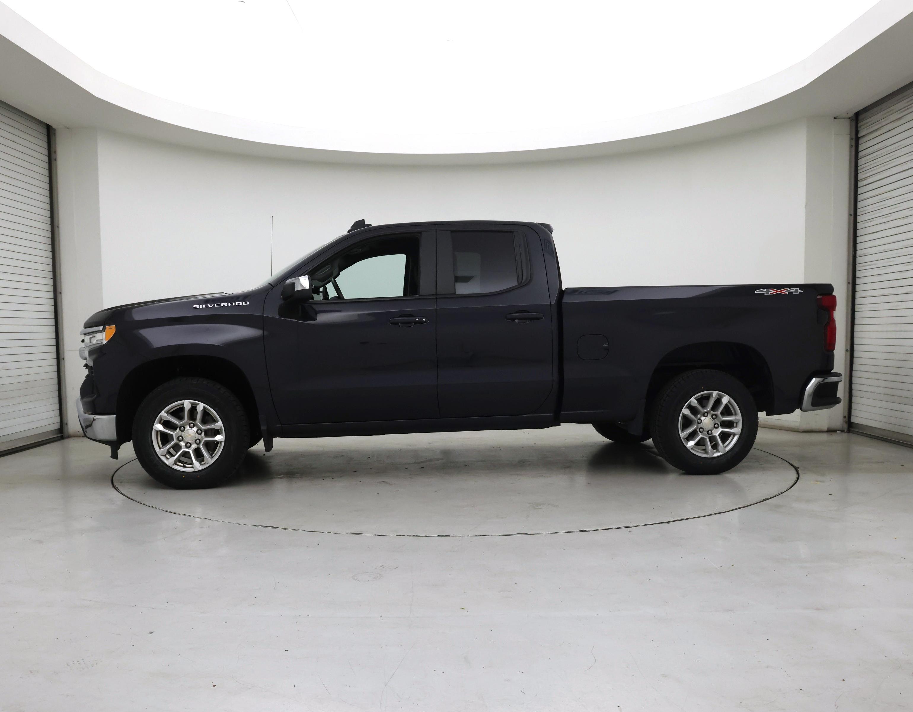 Thumbnail: 2022 Chevrolet Silverado 1500 - 3