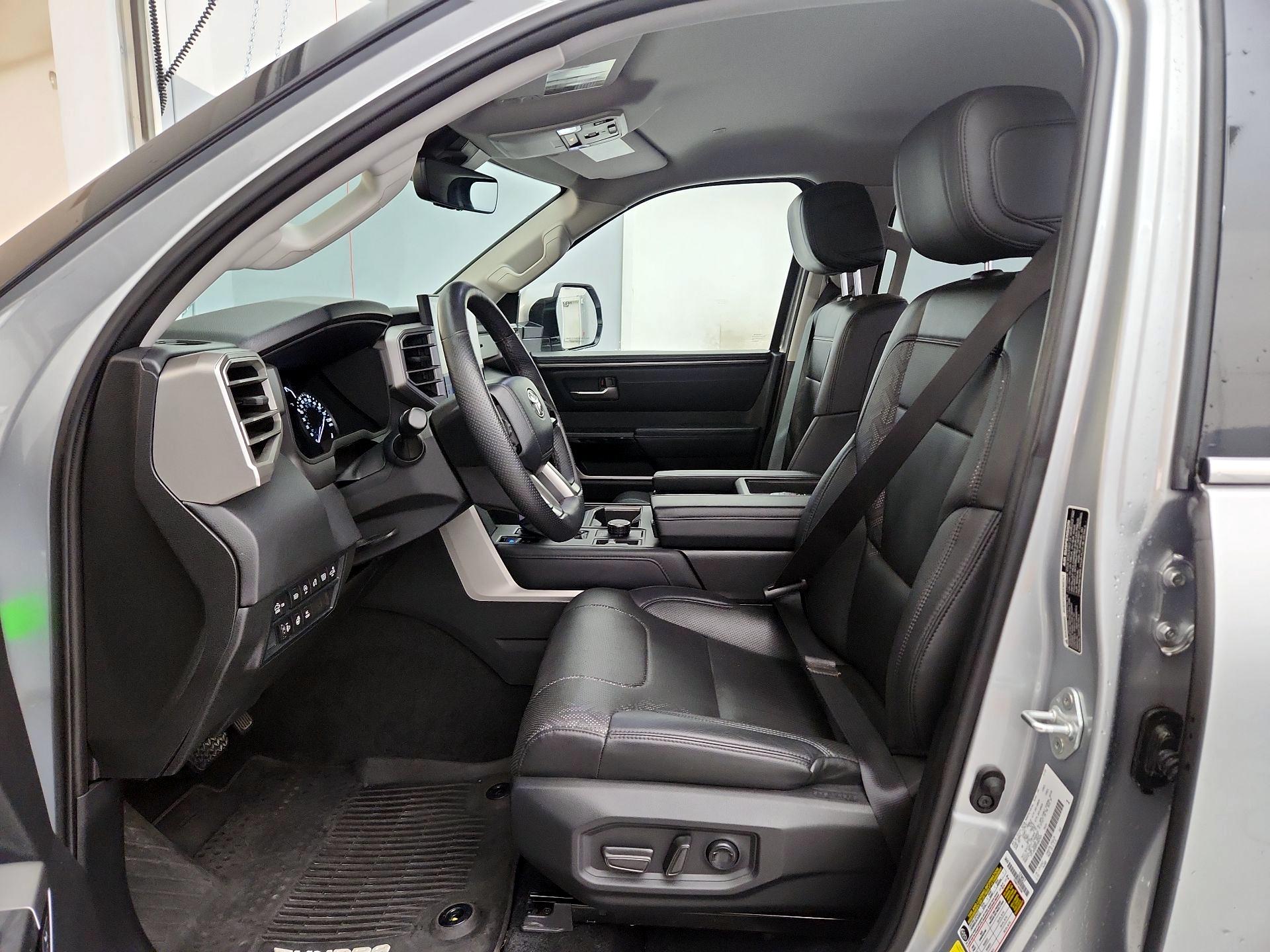 Thumbnail: 2023 Toyota Tundra - 11