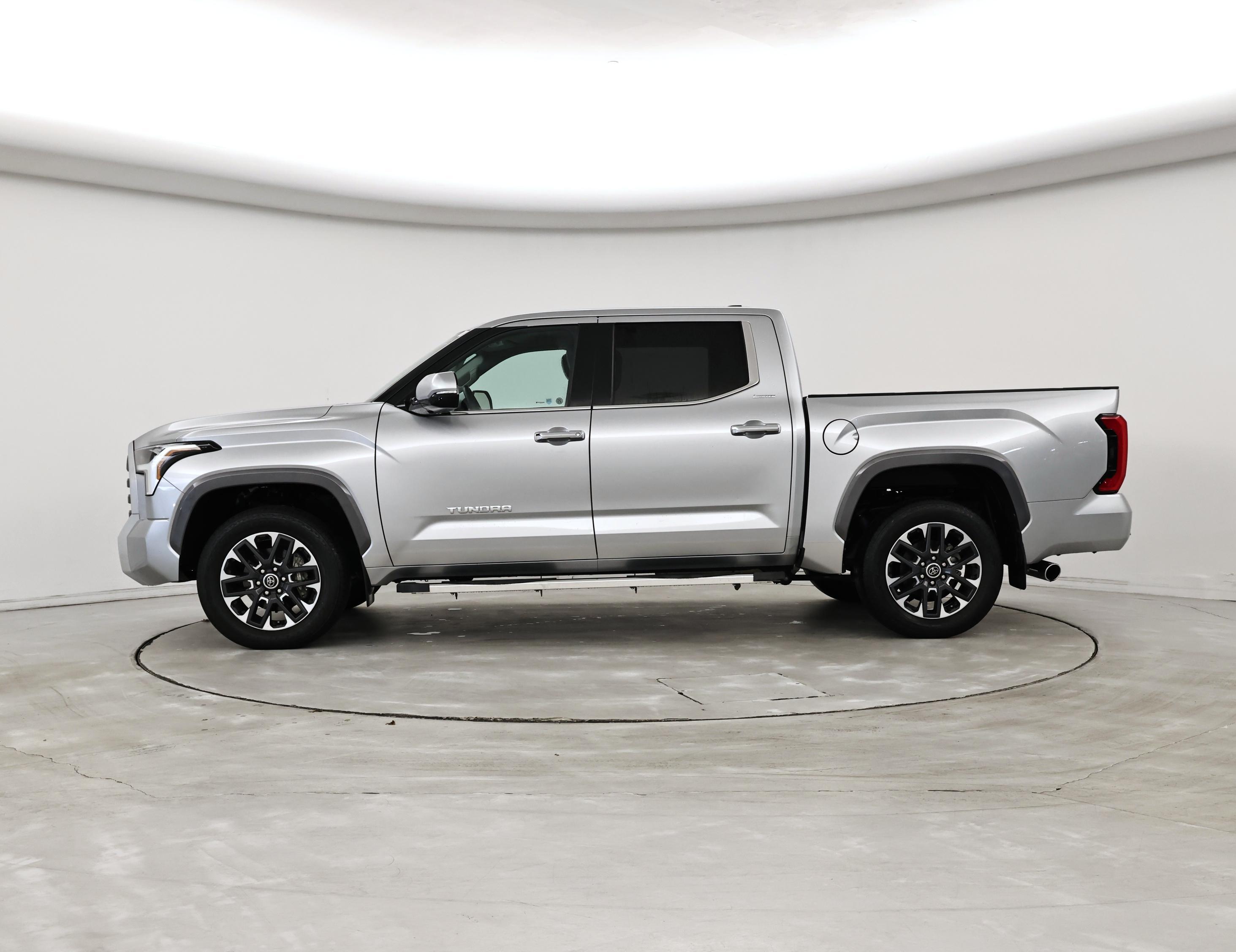 Thumbnail: 2023 Toyota Tundra - 3