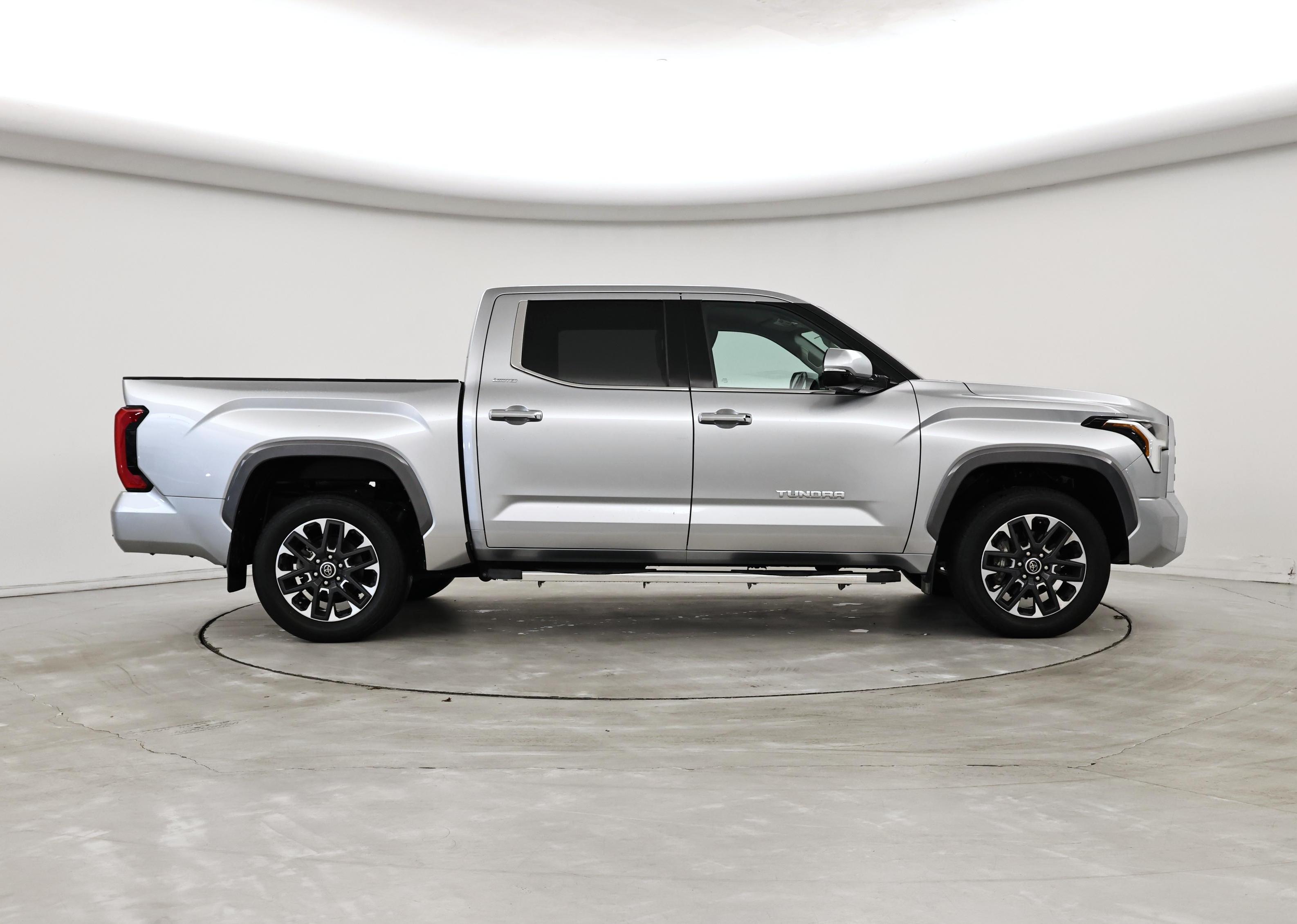 Thumbnail: 2023 Toyota Tundra - 7