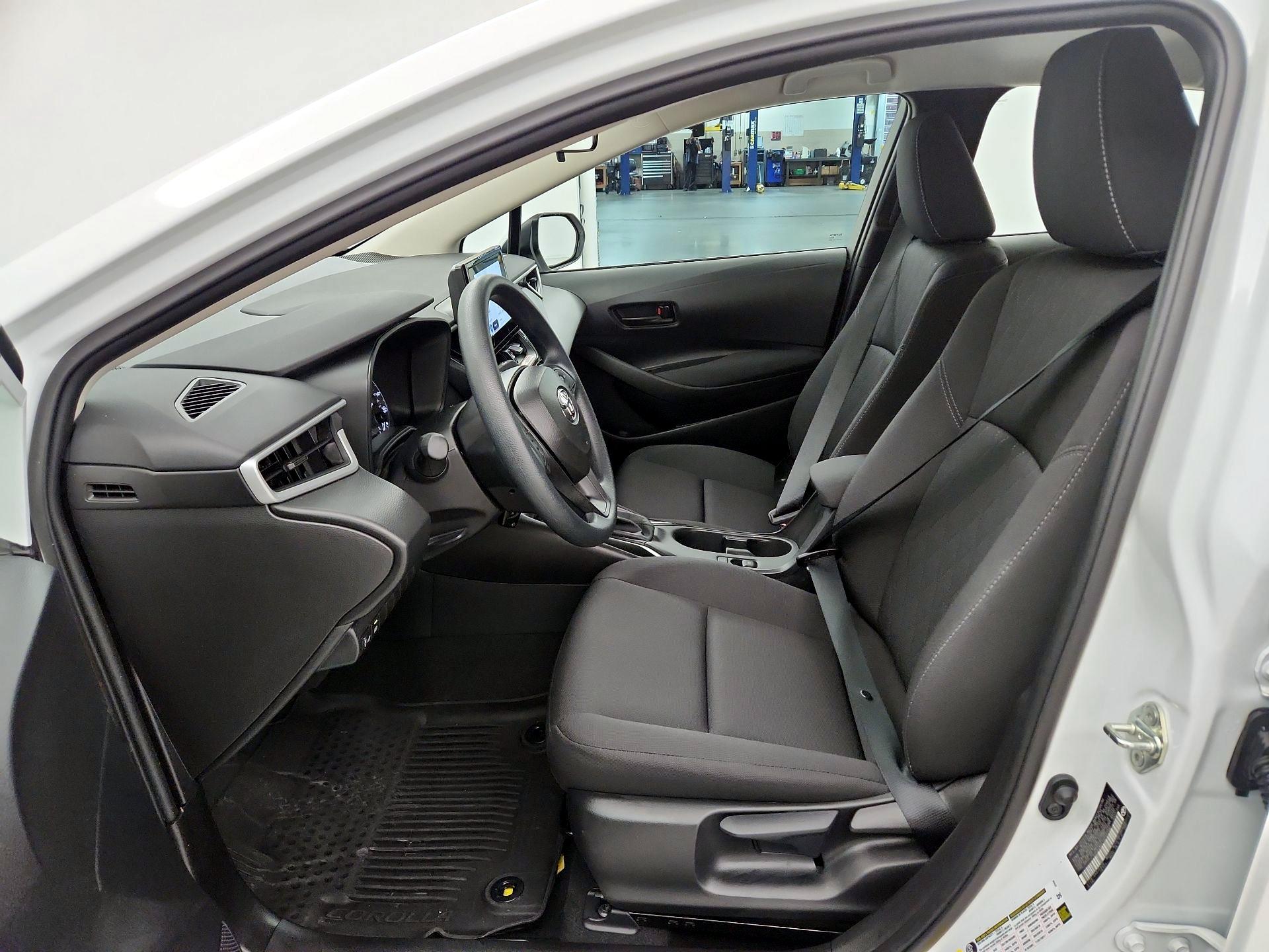 Thumbnail: 2025 Toyota Corolla - 11