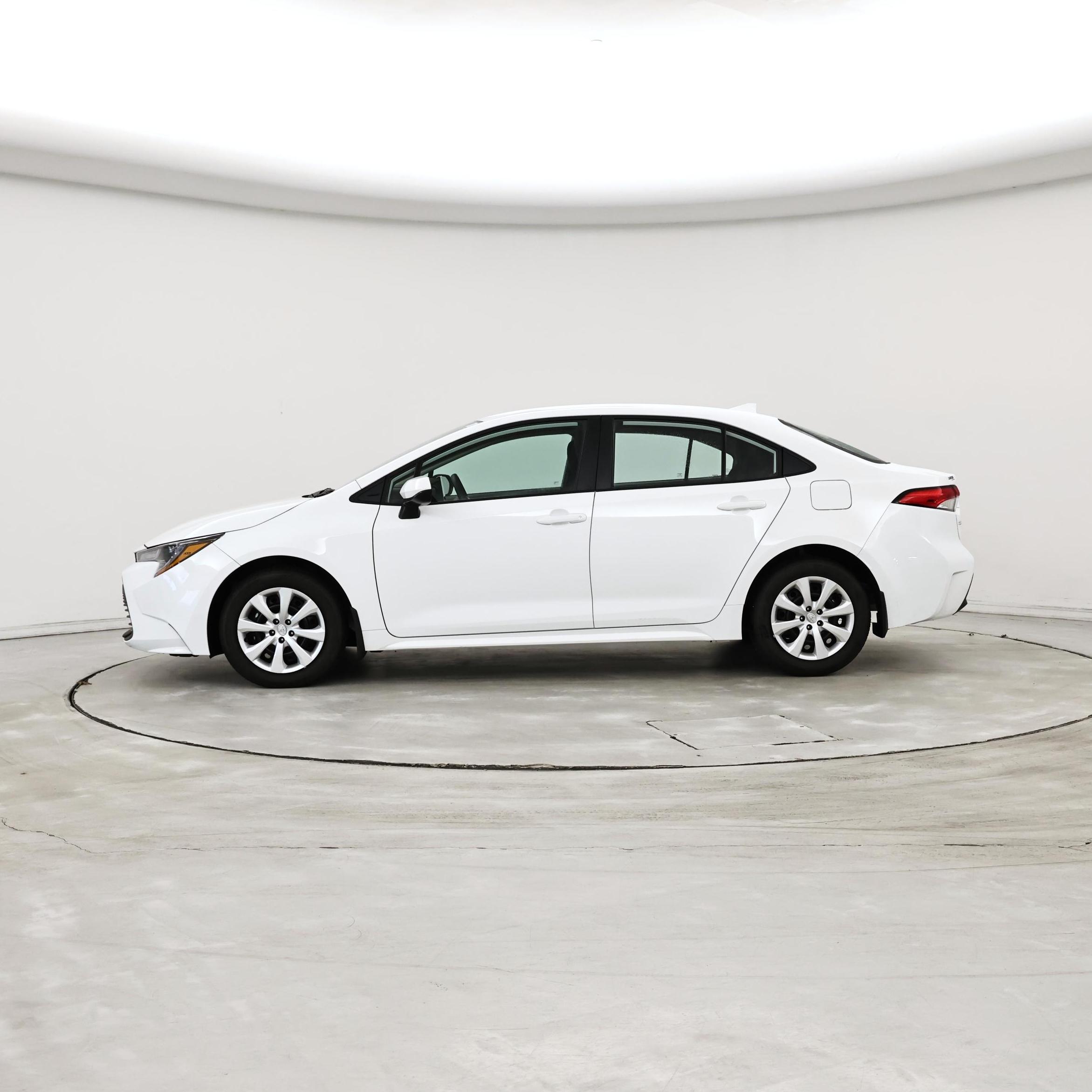 Thumbnail: 2025 Toyota Corolla - 3