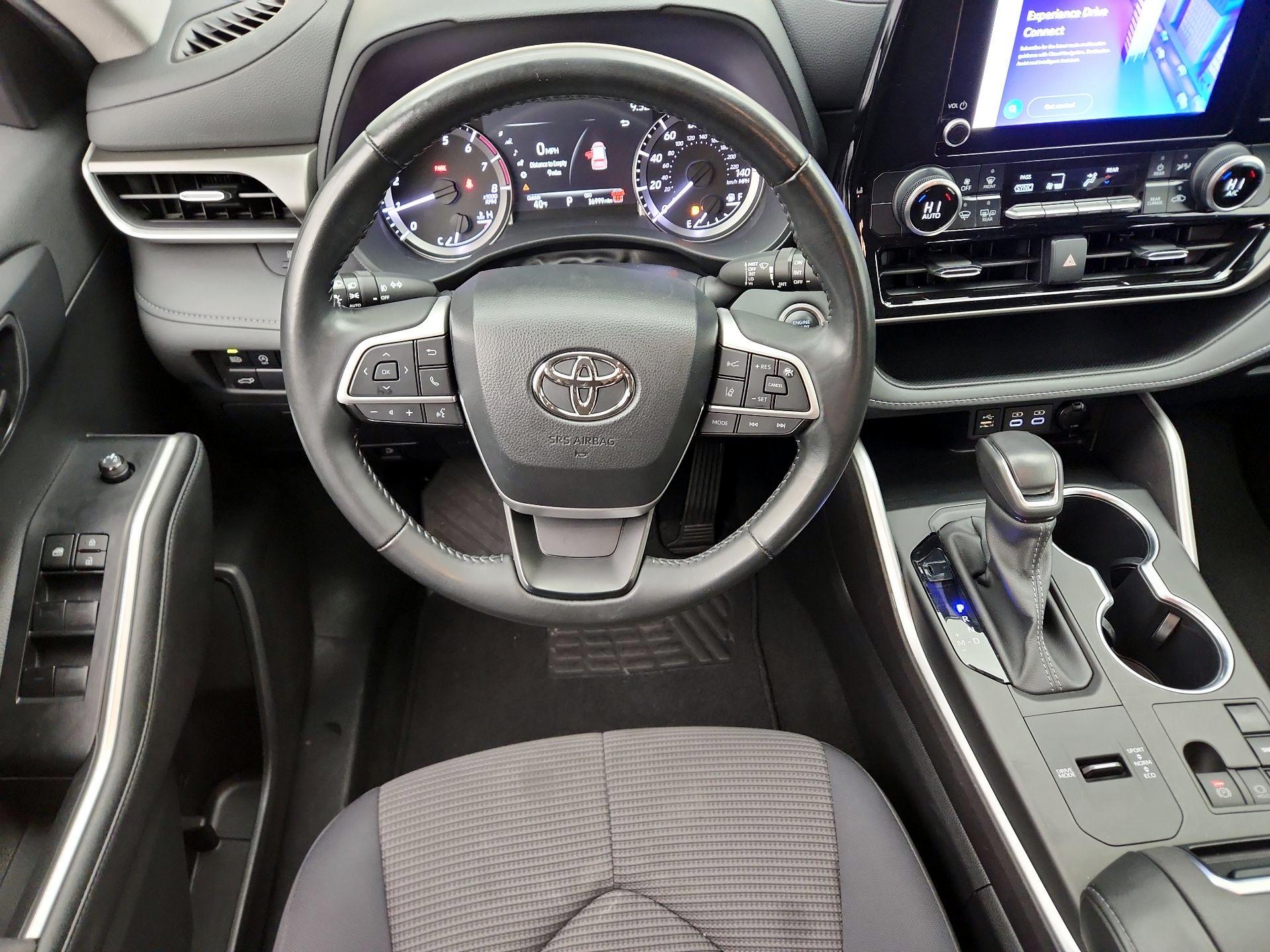 Thumbnail: 2024 Toyota Highlander - 10