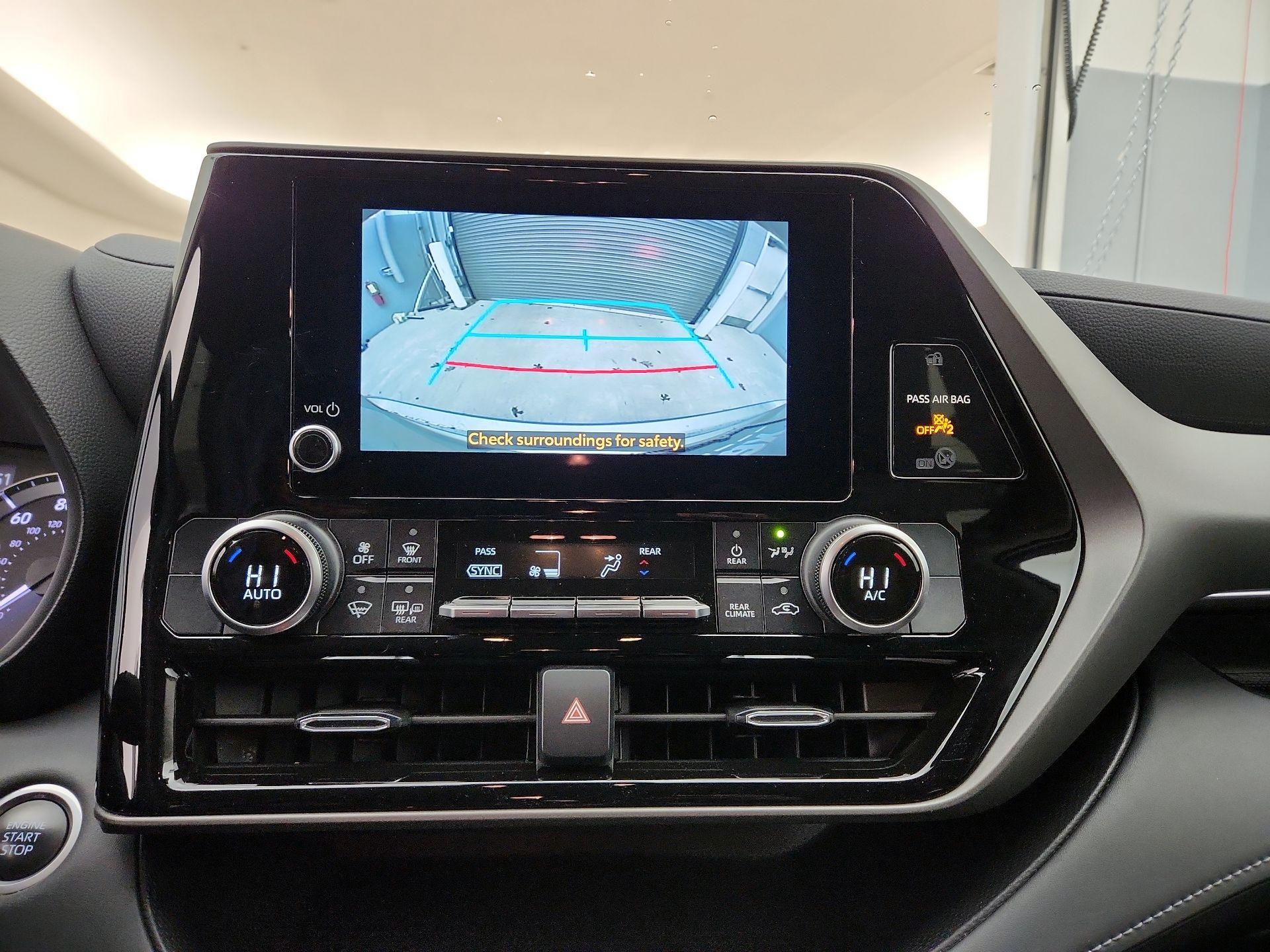 Thumbnail: 2024 Toyota Highlander - 14