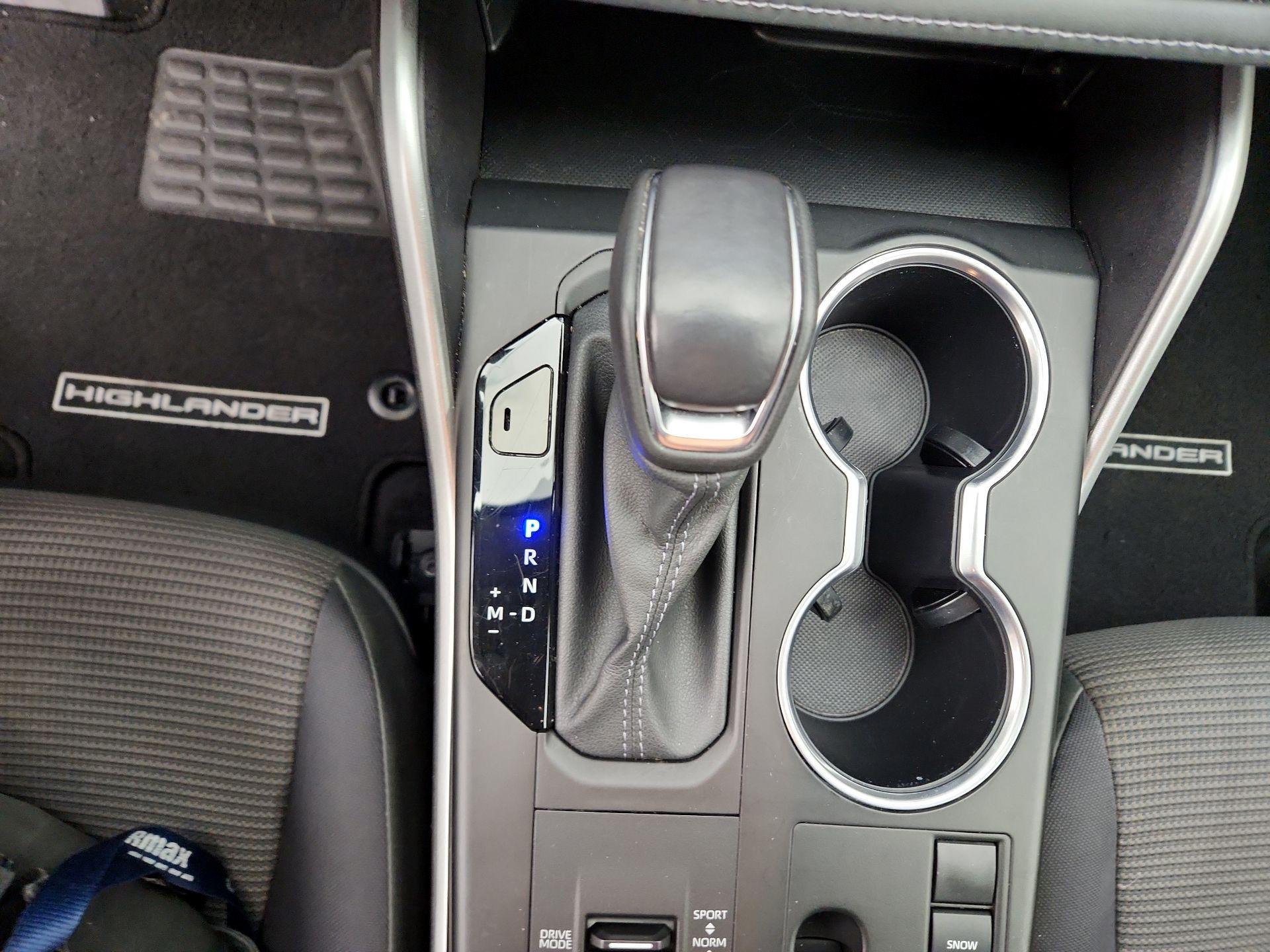 Thumbnail: 2024 Toyota Highlander - 17