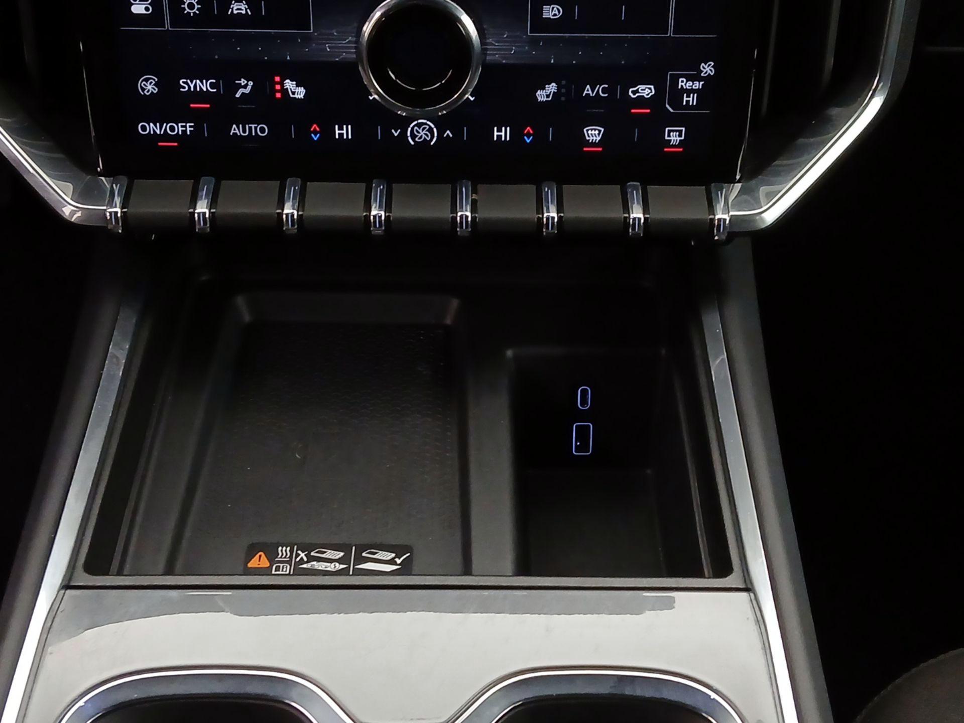 Thumbnail: 2025 GMC Acadia - 18