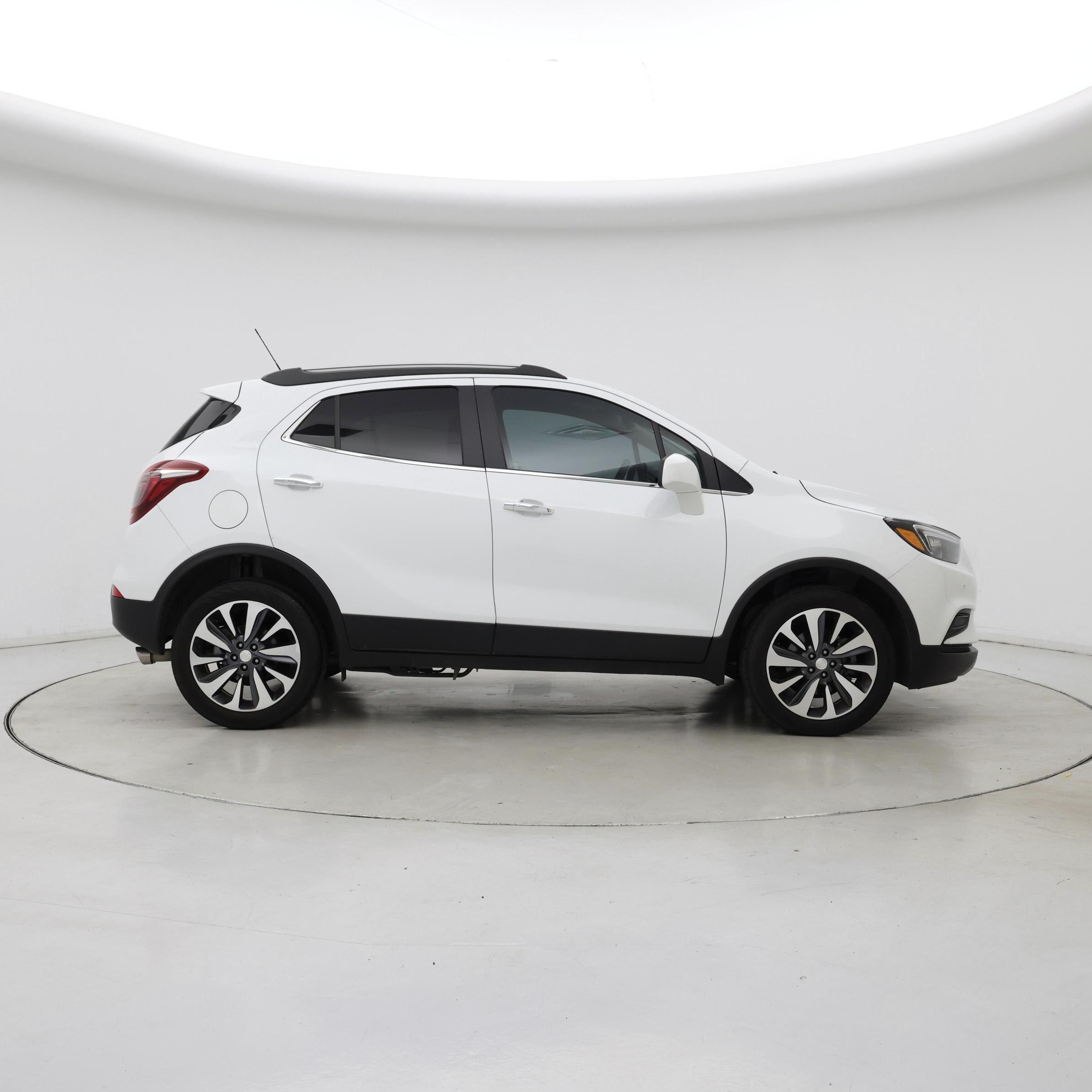 Thumbnail: 2022 Buick Encore - 7