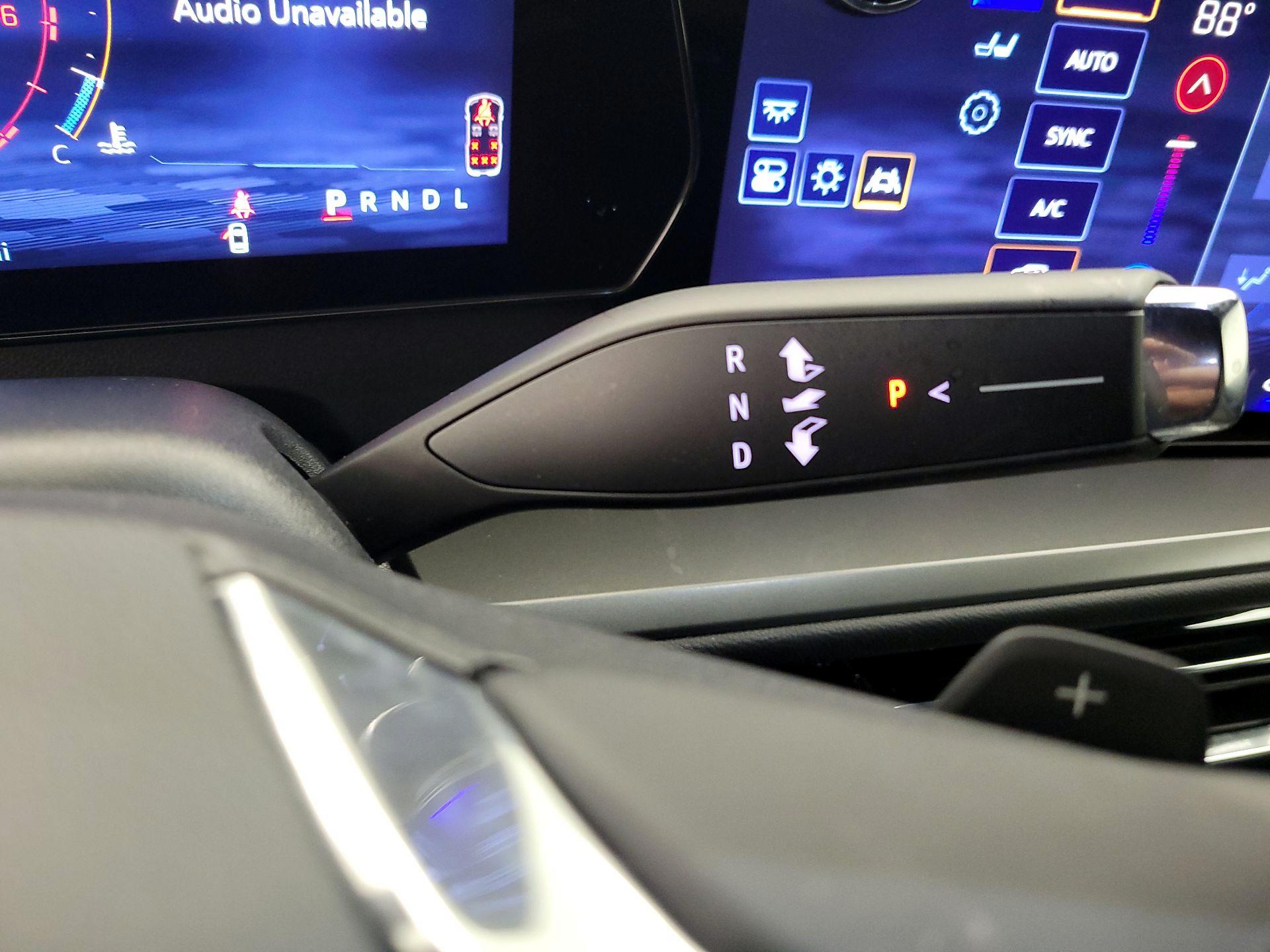 Thumbnail: 2025 Chevrolet Traverse - 18