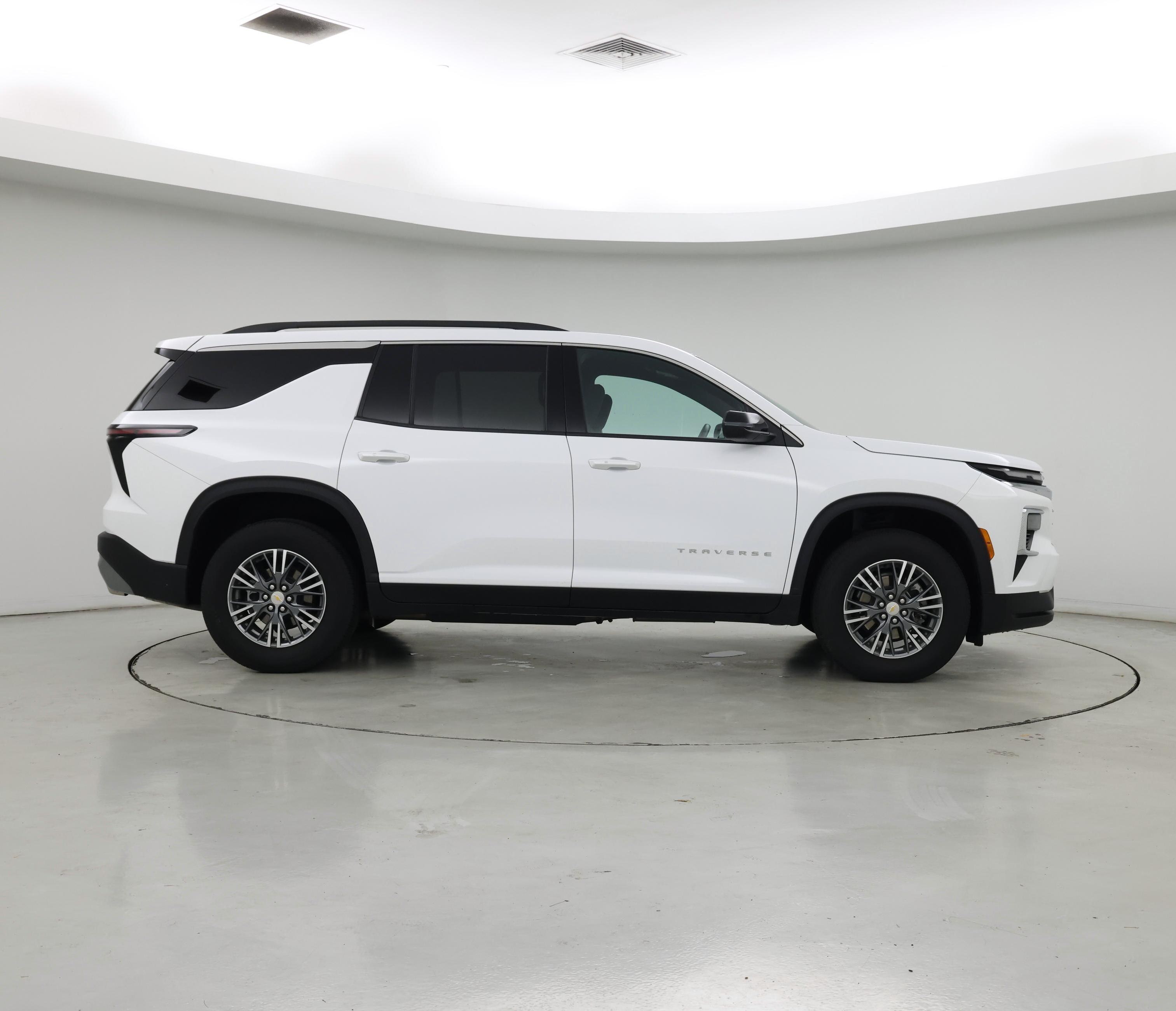 Thumbnail: 2025 Chevrolet Traverse - 7