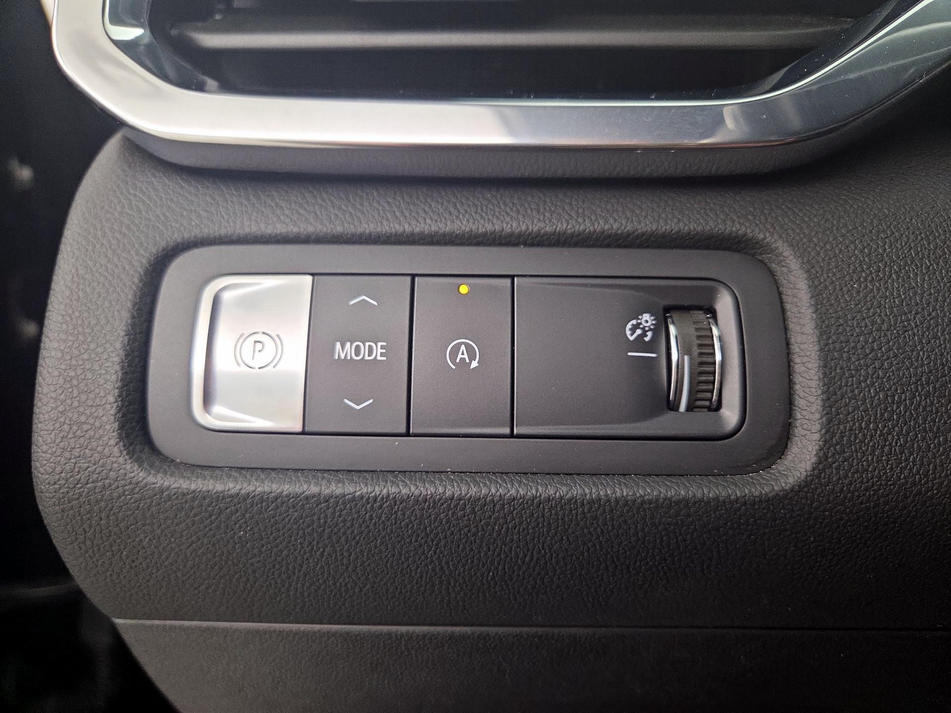 Thumbnail: 2025 GMC Acadia - 13