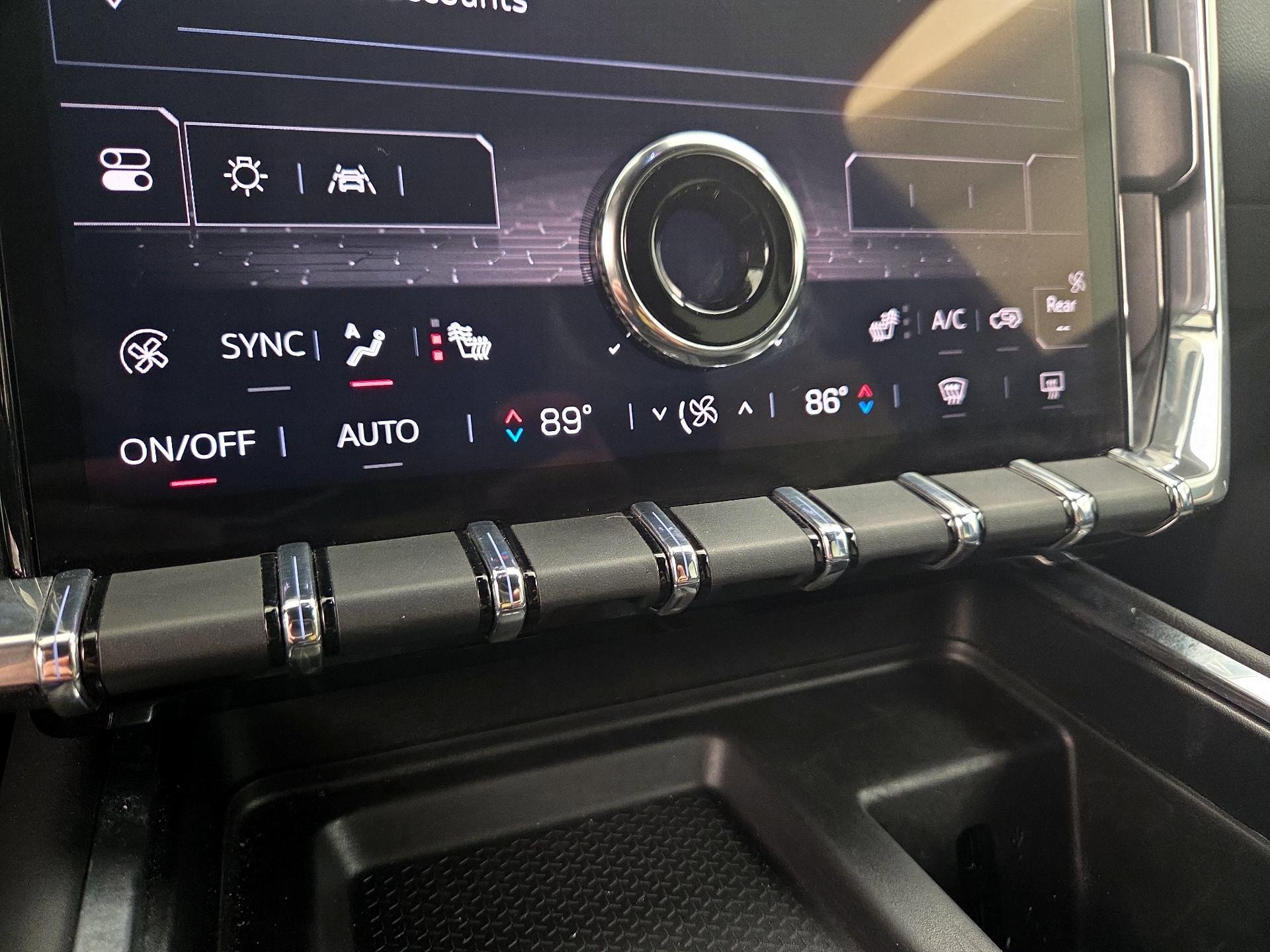 Thumbnail: 2025 GMC Acadia - 17