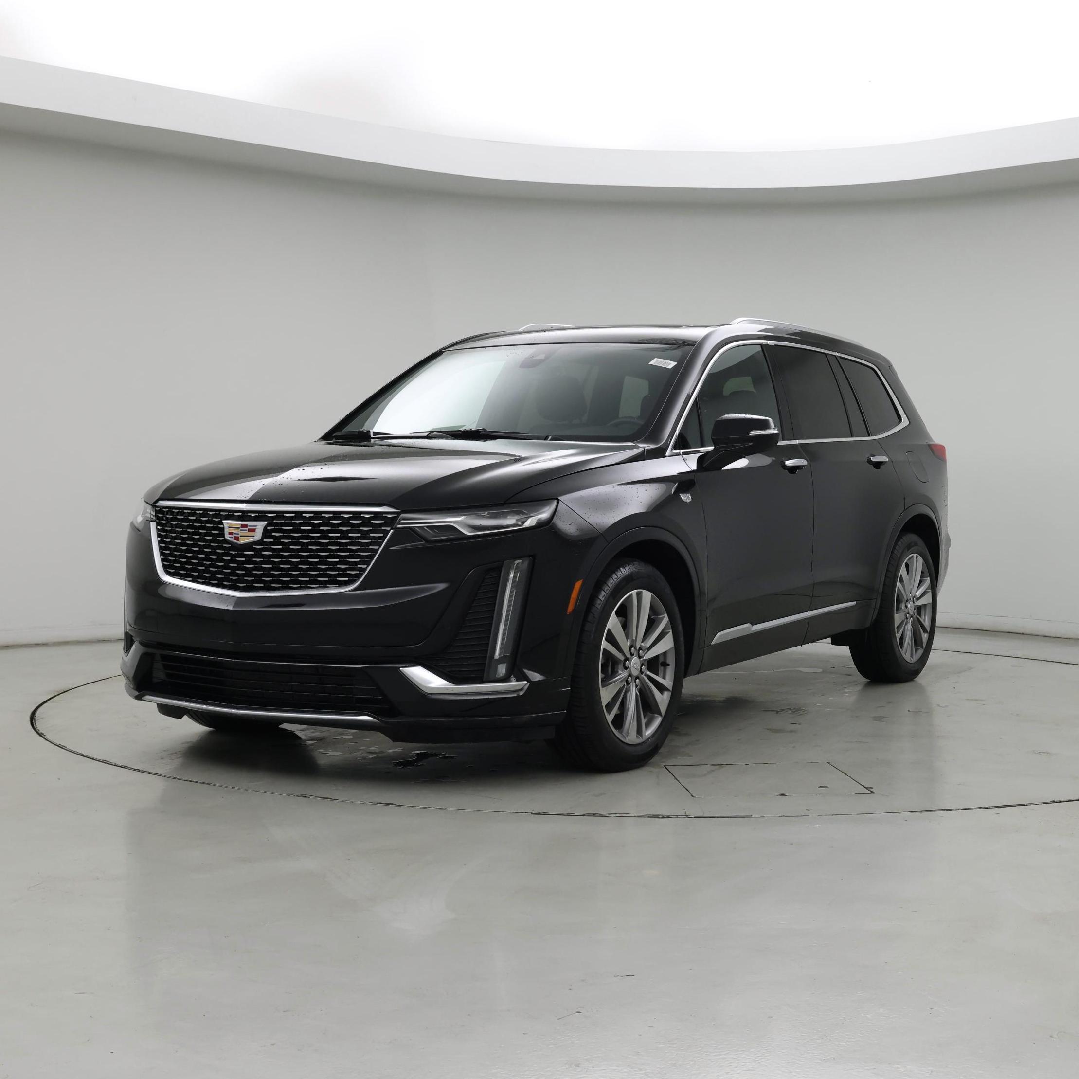Thumbnail: 2025 Cadillac XT6 - 4