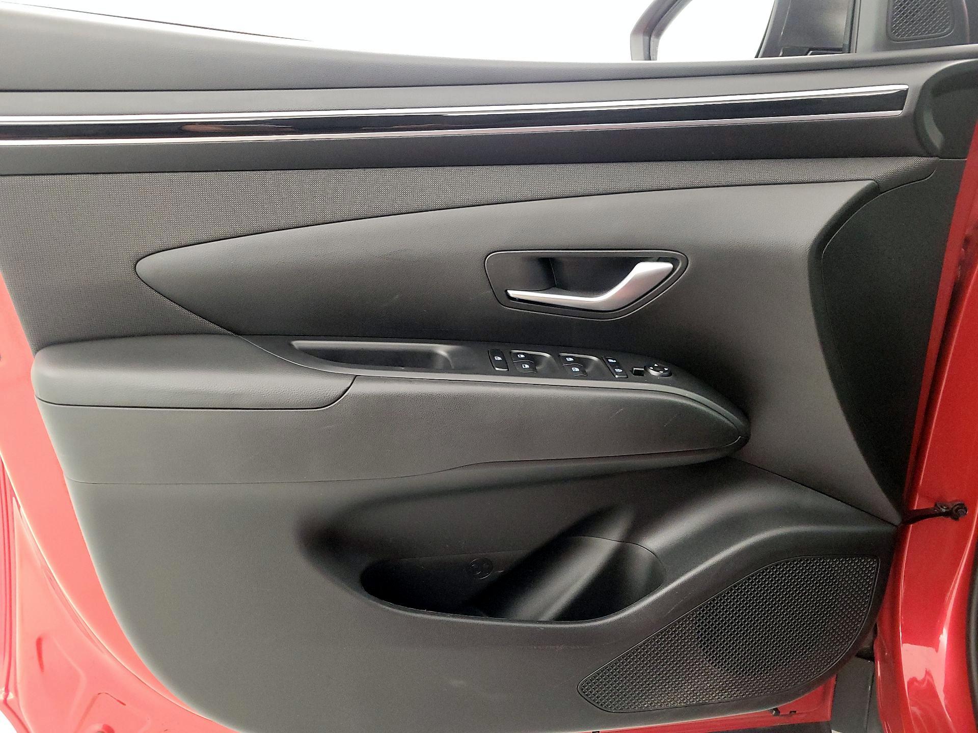 Thumbnail: 2023 Hyundai Tucson - 12