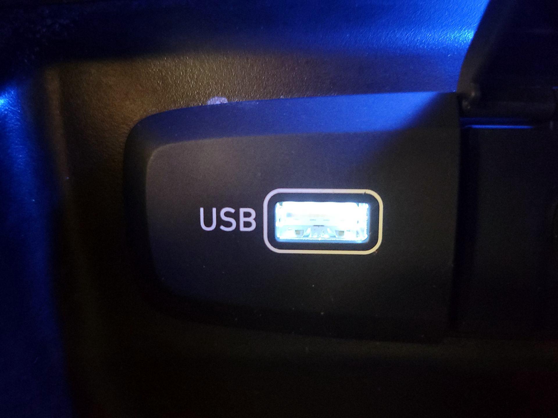 Thumbnail: 2023 Hyundai Tucson - 18