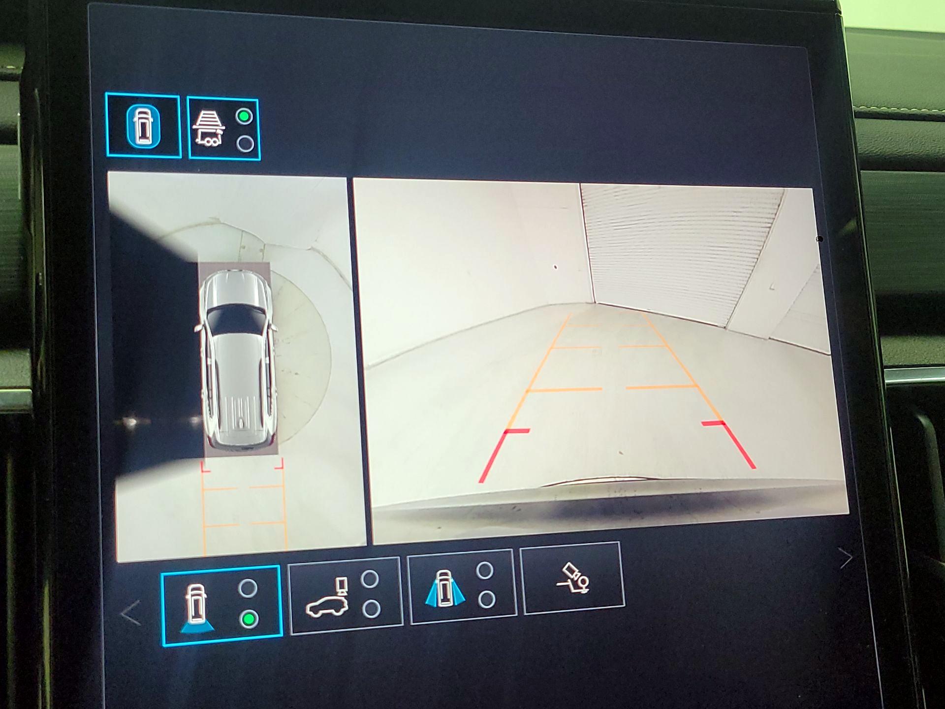 Thumbnail: 2025 GMC Acadia - 15