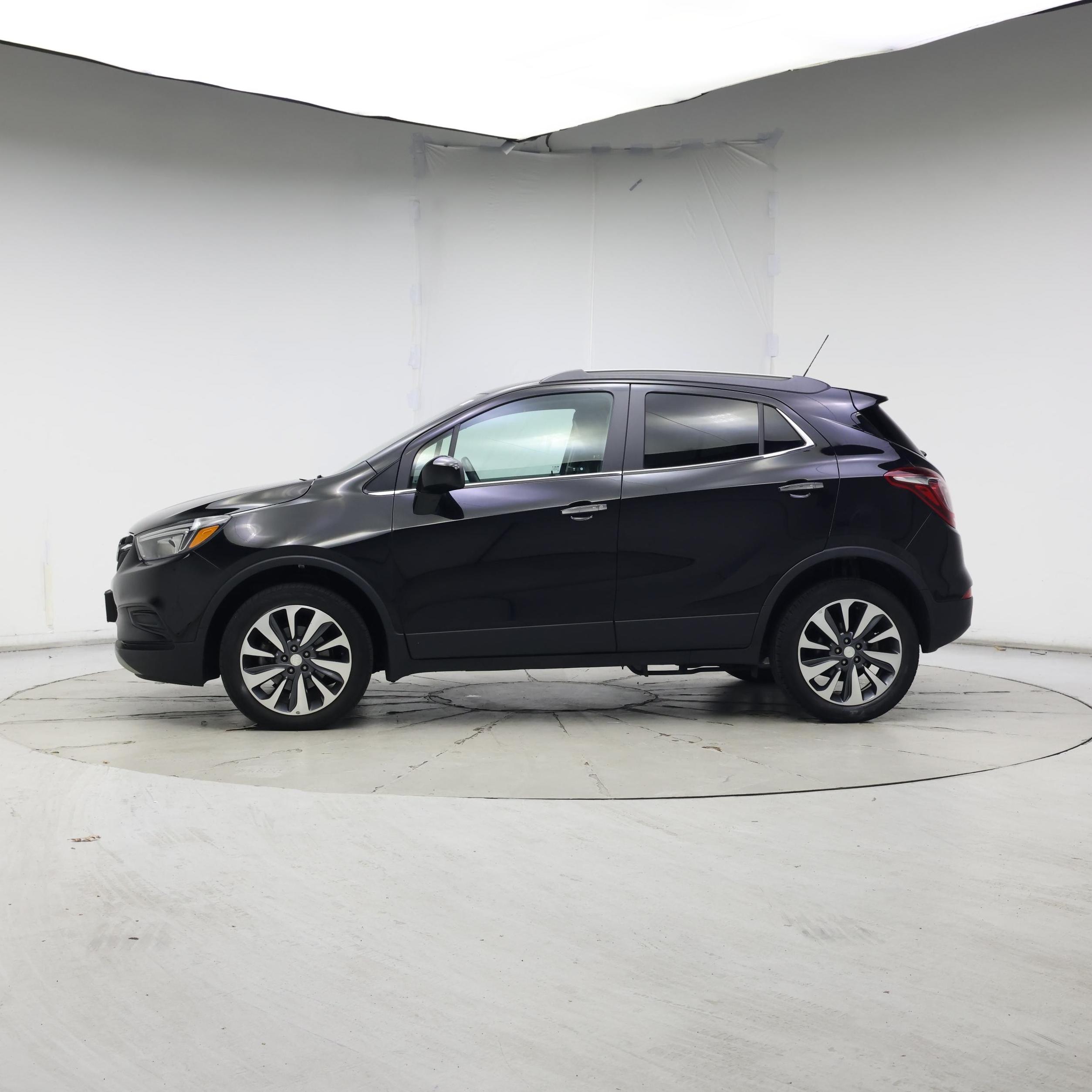 Thumbnail: 2022 Buick Encore - 3