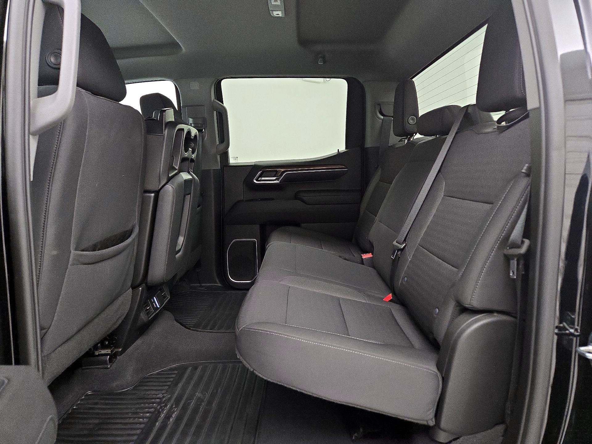 Thumbnail: 2023 Chevrolet Silverado 1500 - 19