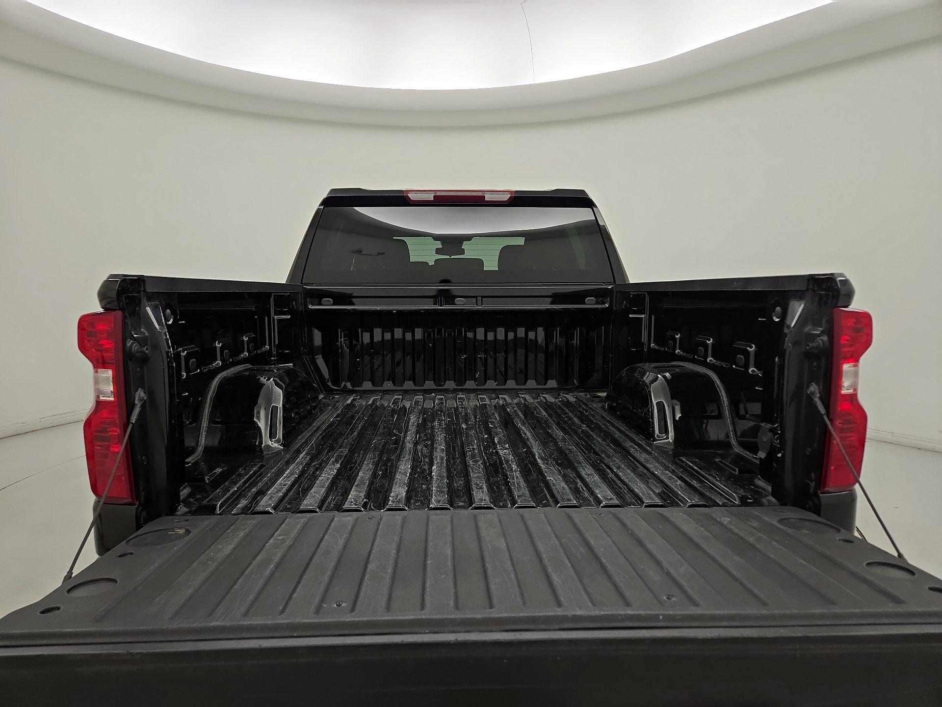 Thumbnail: 2023 Chevrolet Silverado 1500 - 20