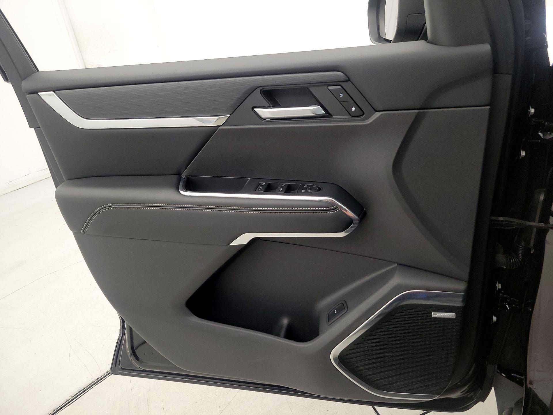 Thumbnail: 2025 GMC Acadia - 12