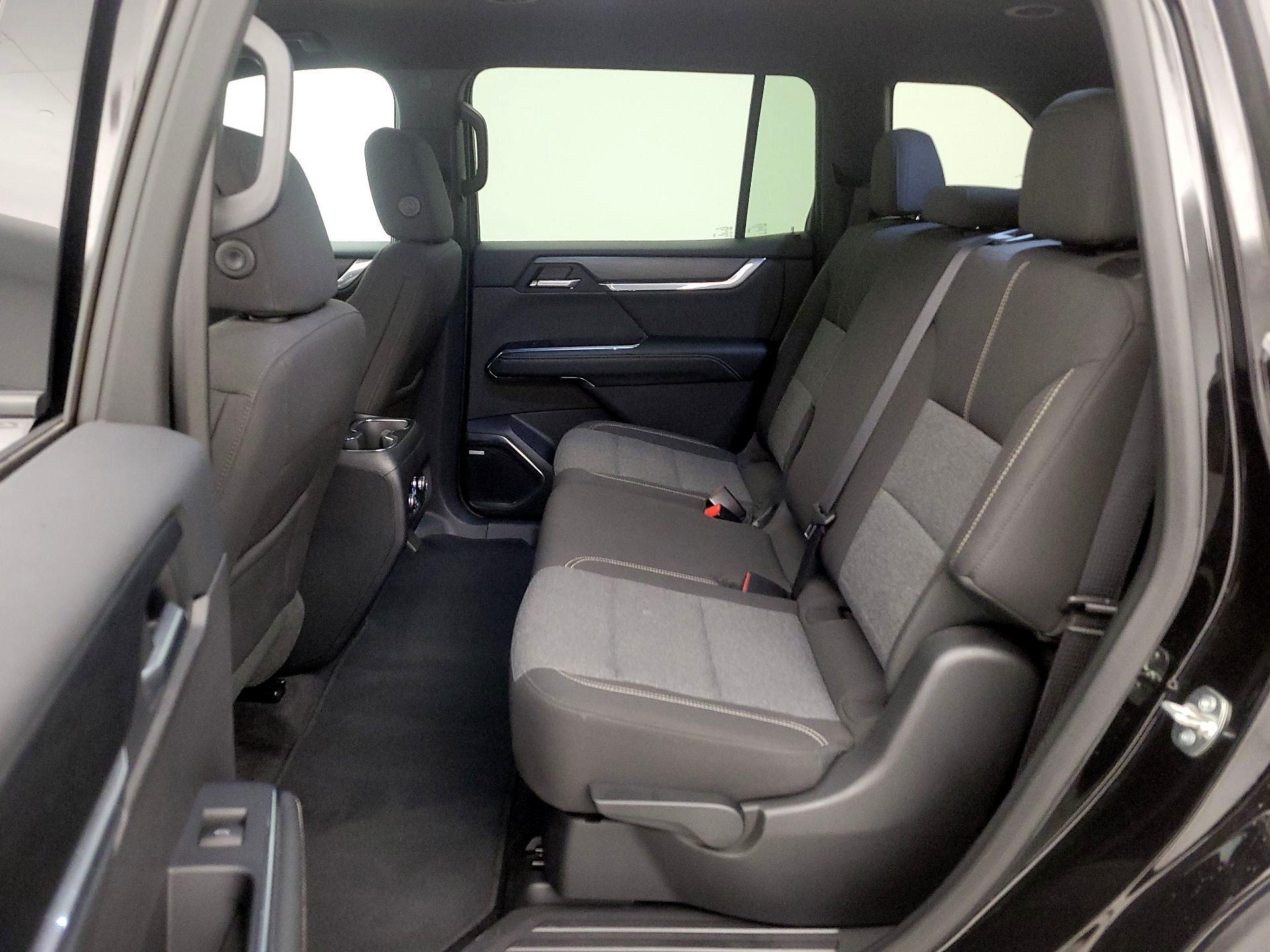 Thumbnail: 2025 GMC Acadia - 19