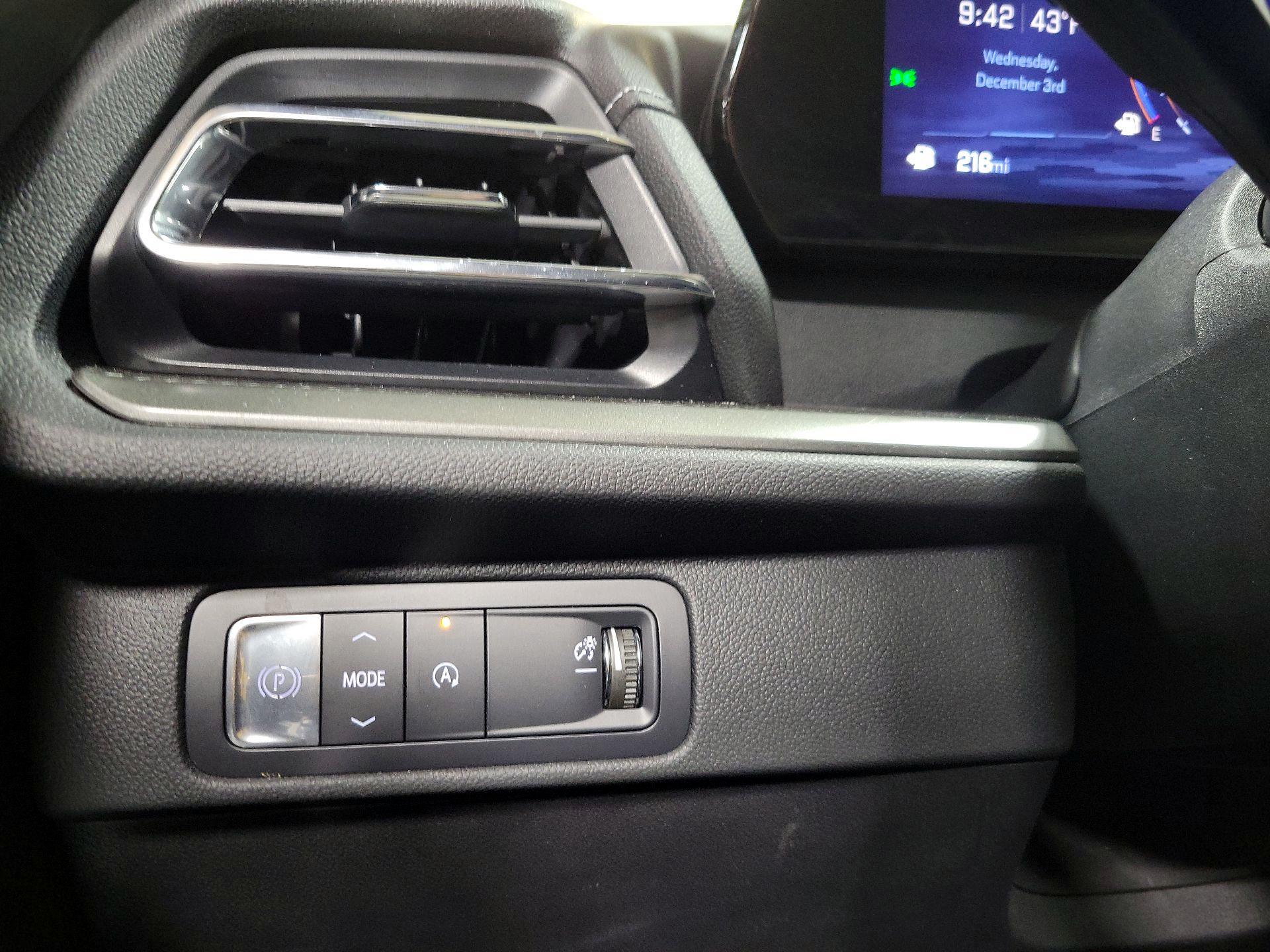 Thumbnail: 2025 Chevrolet Traverse - 13