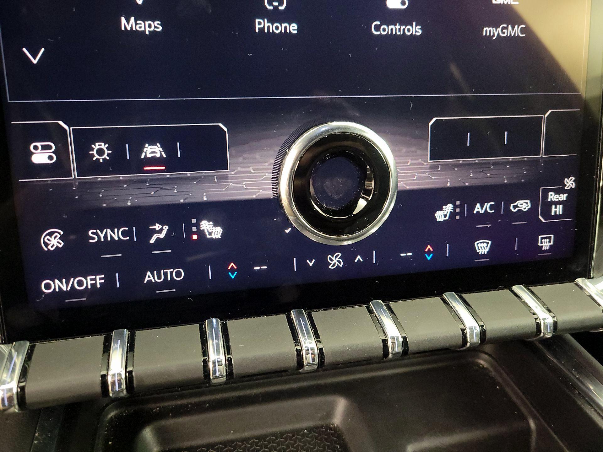 Thumbnail: 2025 GMC Acadia - 17