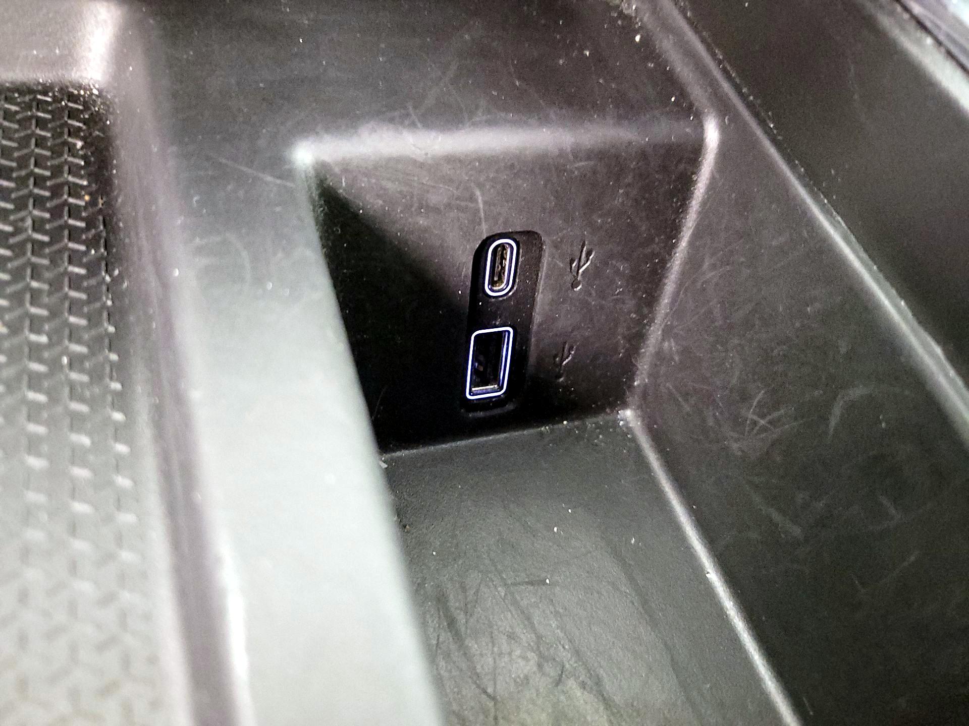 Thumbnail: 2025 GMC Acadia - 19