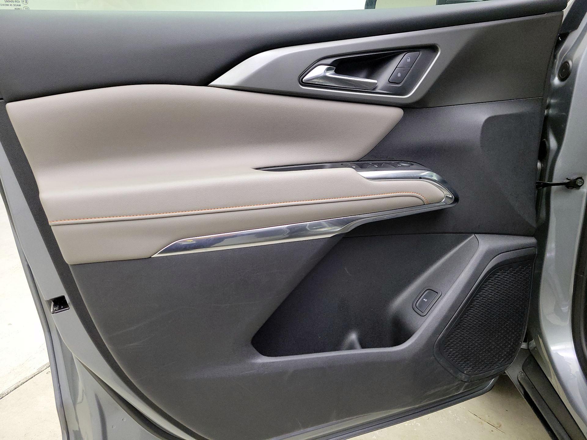 Thumbnail: 2025 Chevrolet Traverse - 12