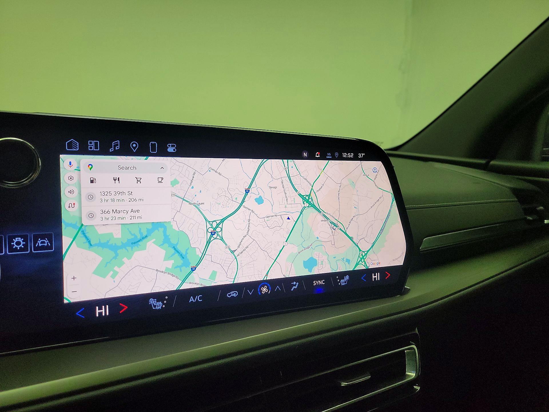 Thumbnail: 2025 Chevrolet Traverse - 14