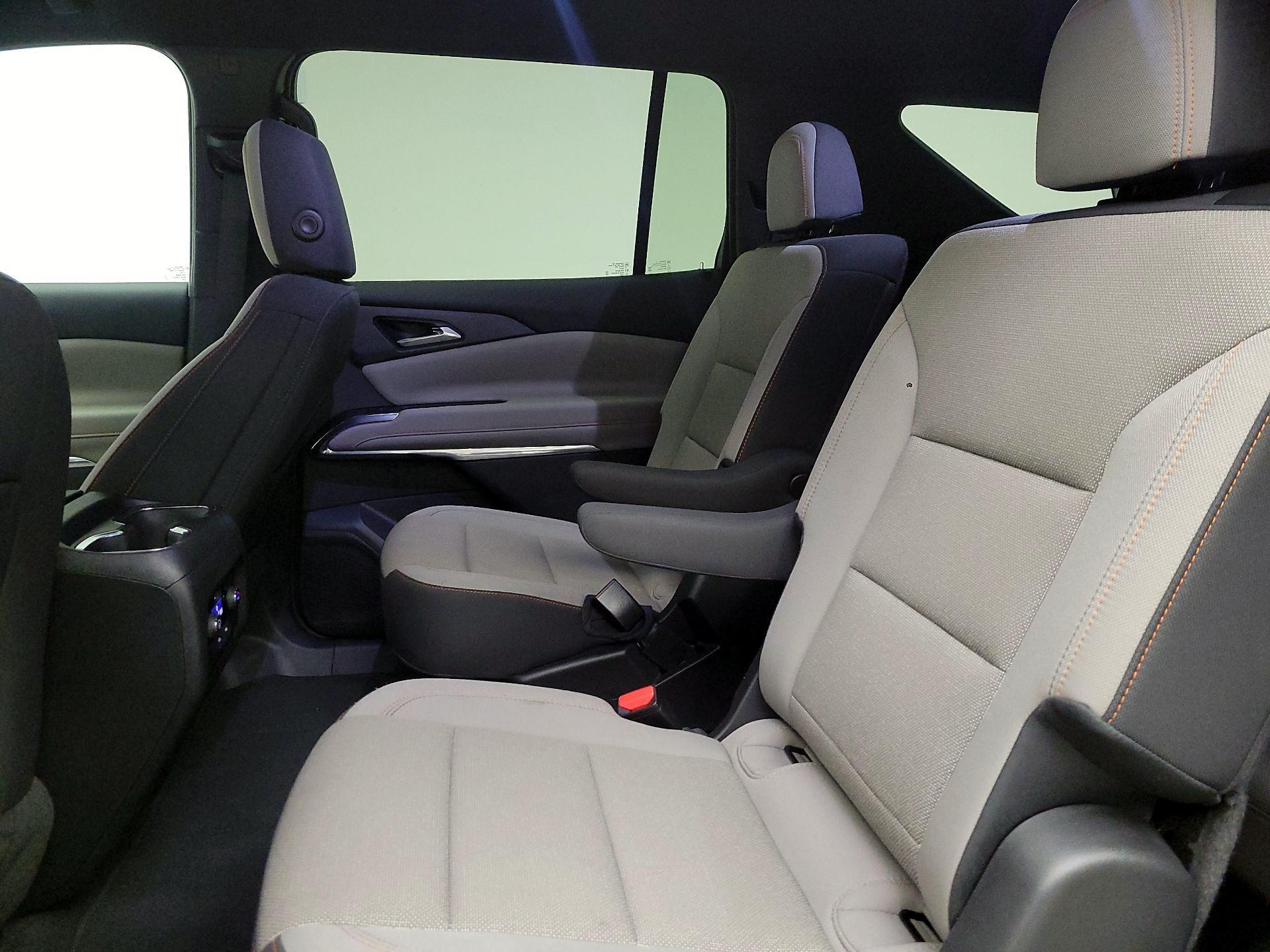 Thumbnail: 2025 Chevrolet Traverse - 20