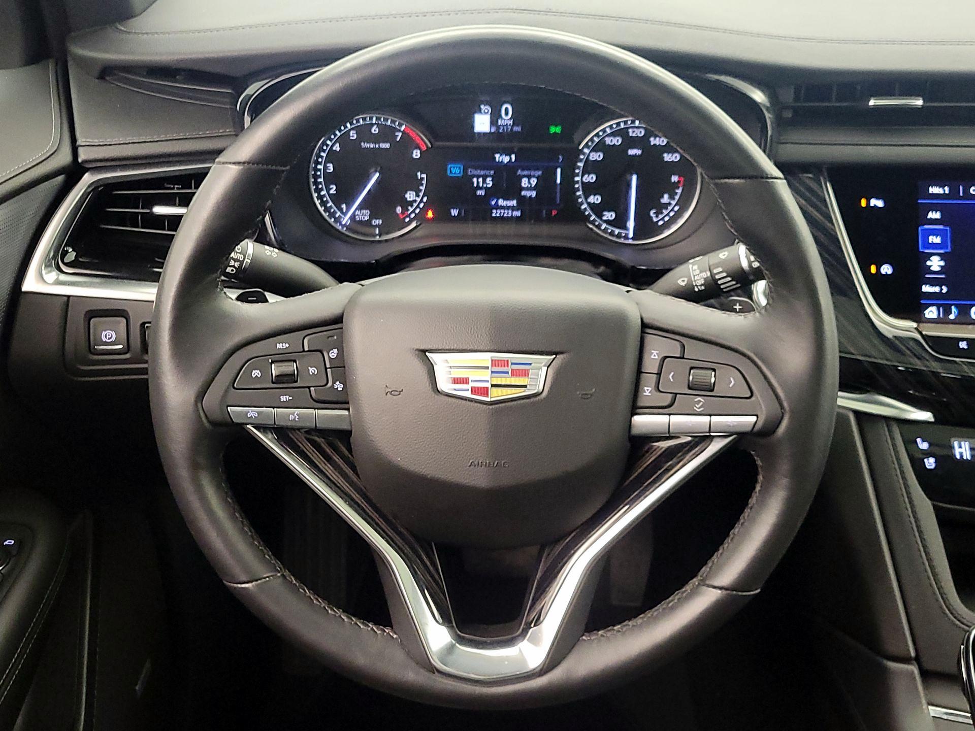 Thumbnail: 2025 Cadillac XT6 - 10