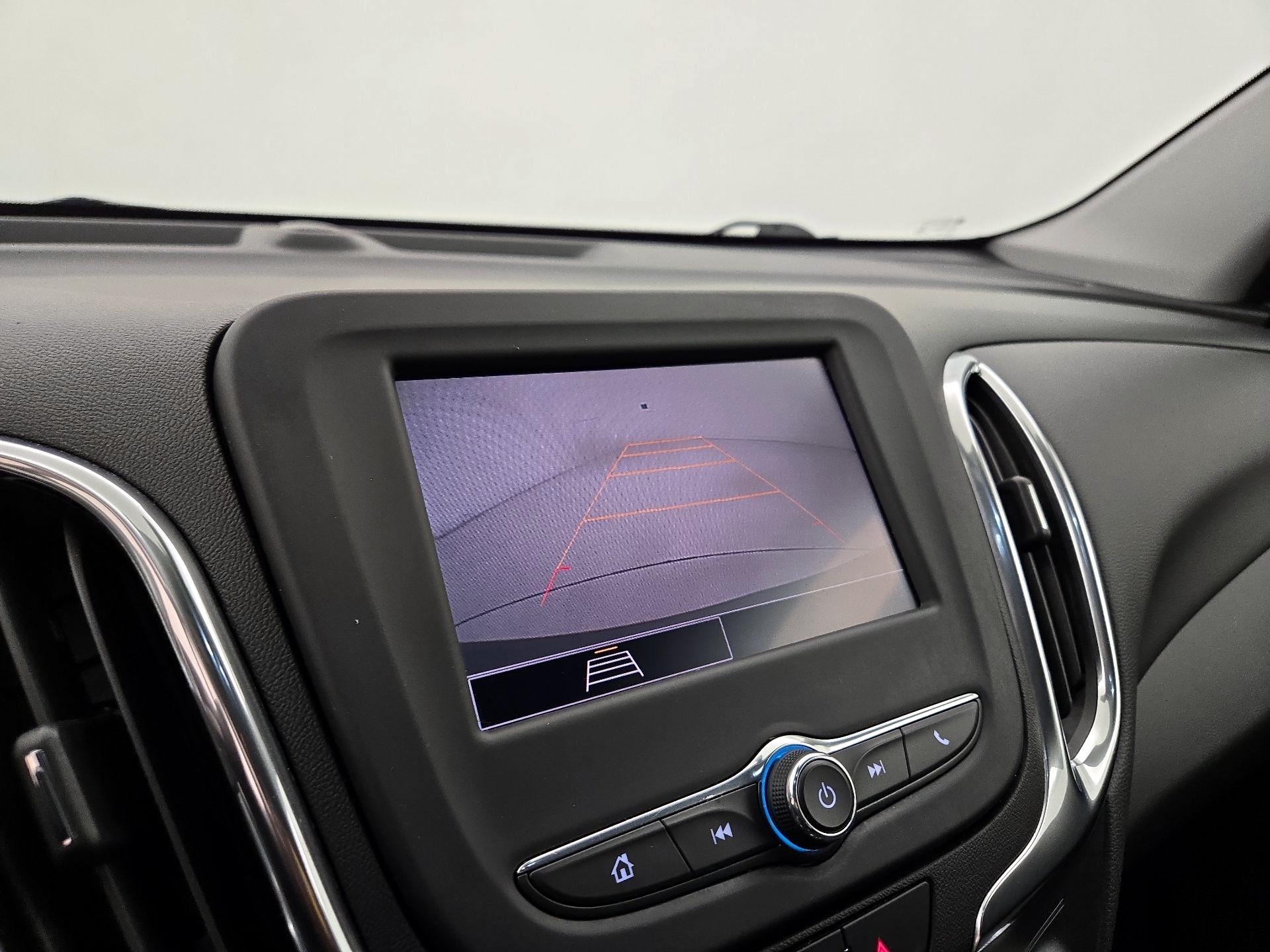 Thumbnail: 2022 Chevrolet Equinox - 14