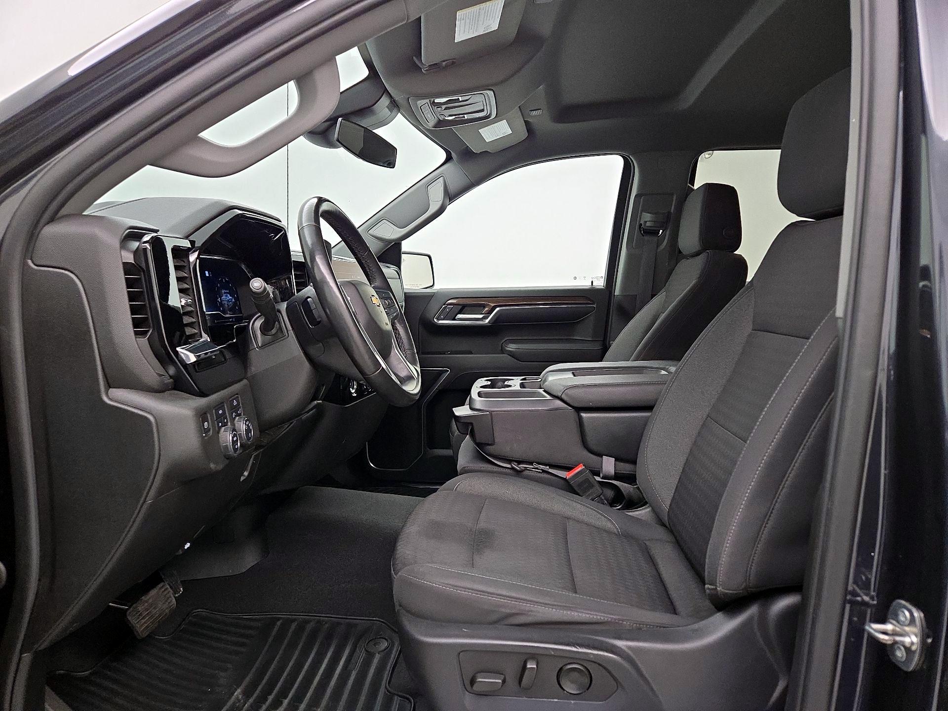 Thumbnail: 2023 Chevrolet Silverado 1500 - 11