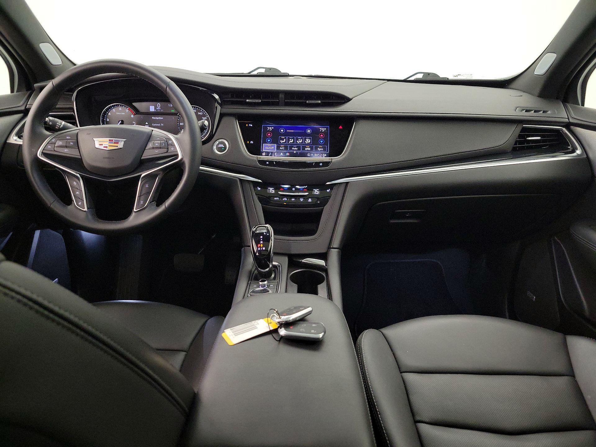 Thumbnail: 2025 Cadillac XT5 - 9