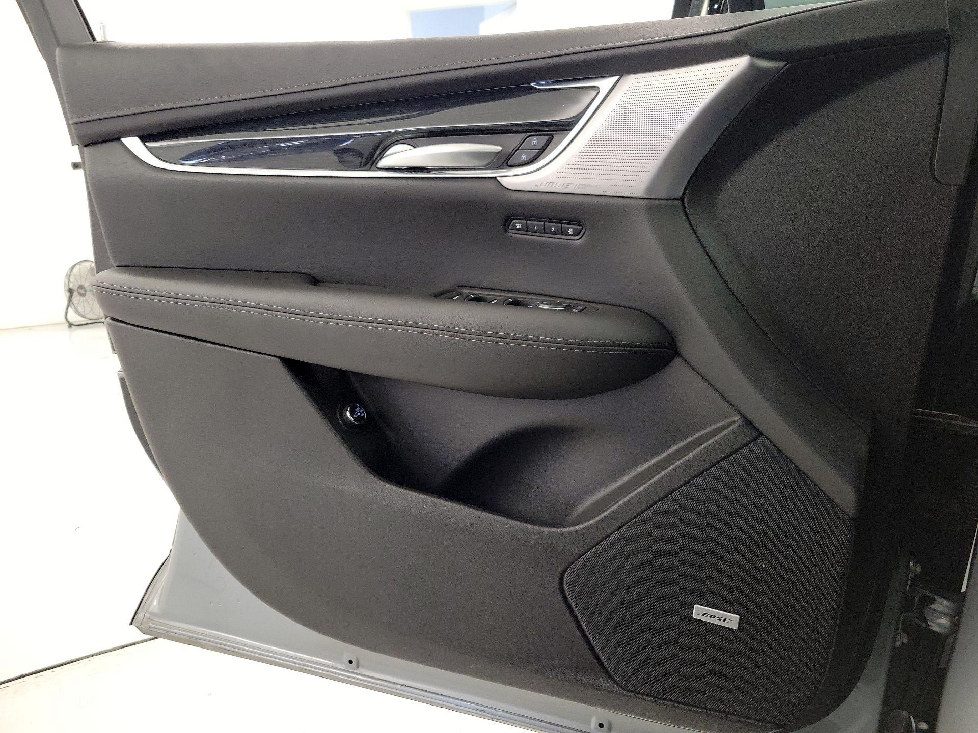 Thumbnail: 2025 Cadillac XT5 - 12