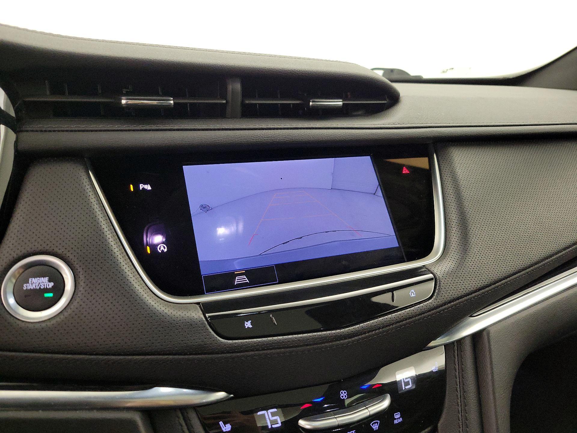 Thumbnail: 2025 Cadillac XT5 - 14